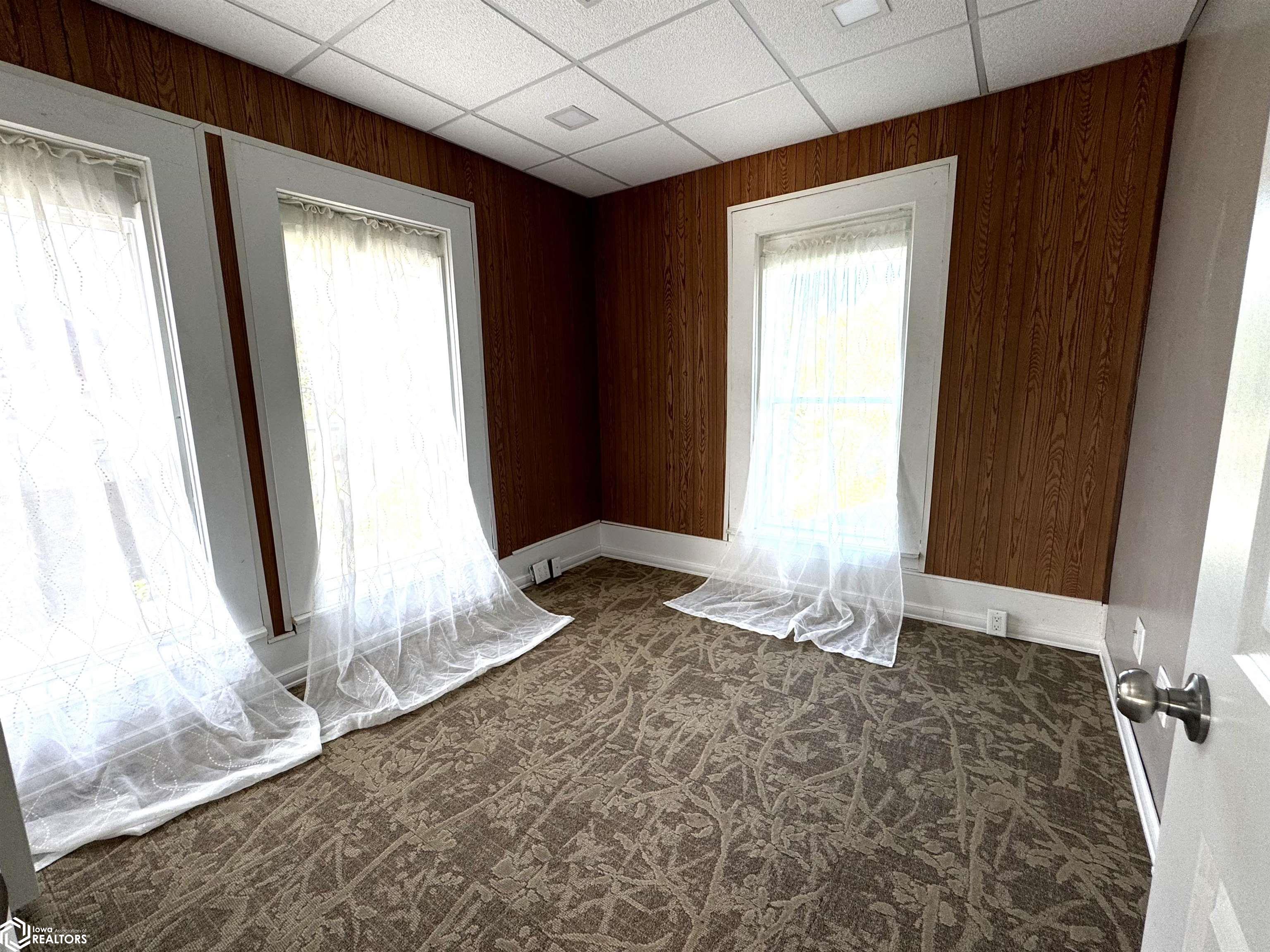 1003 Benton, Corning, Iowa image 20