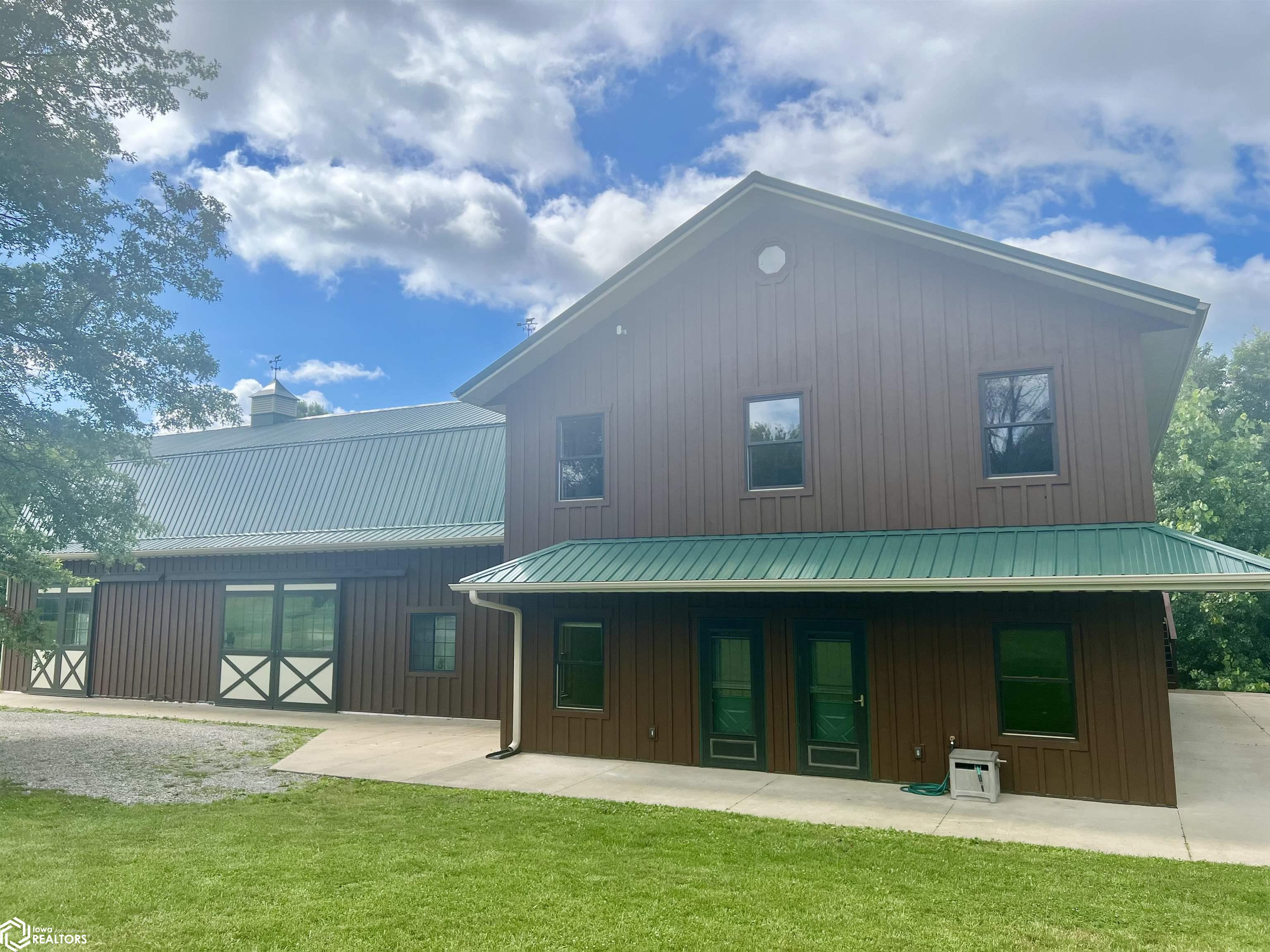 2309 Kale Boulevard, Fairfield, Iowa image 2