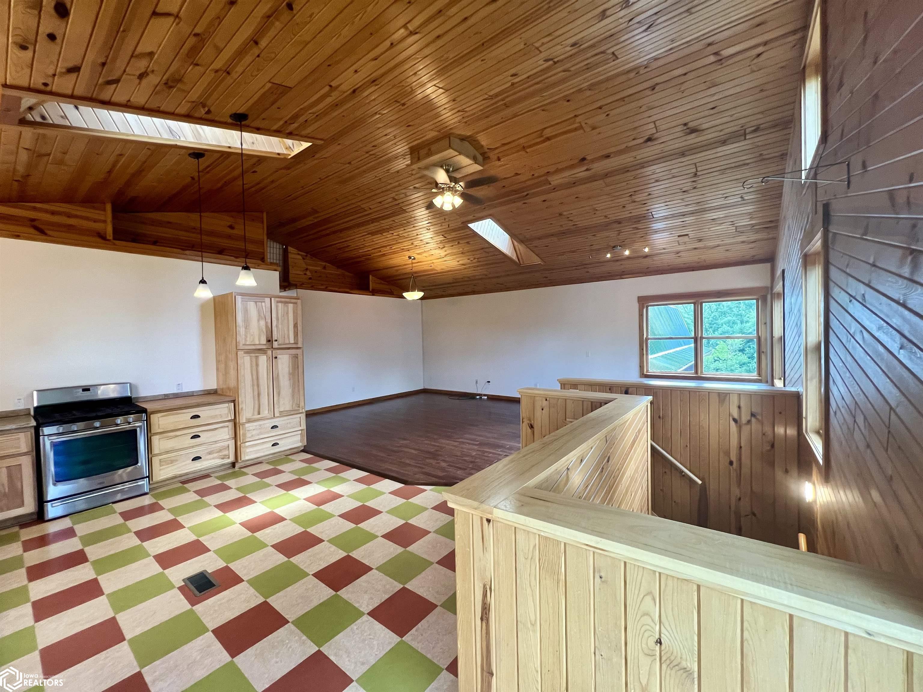 2309 Kale Boulevard, Fairfield, Iowa image 25