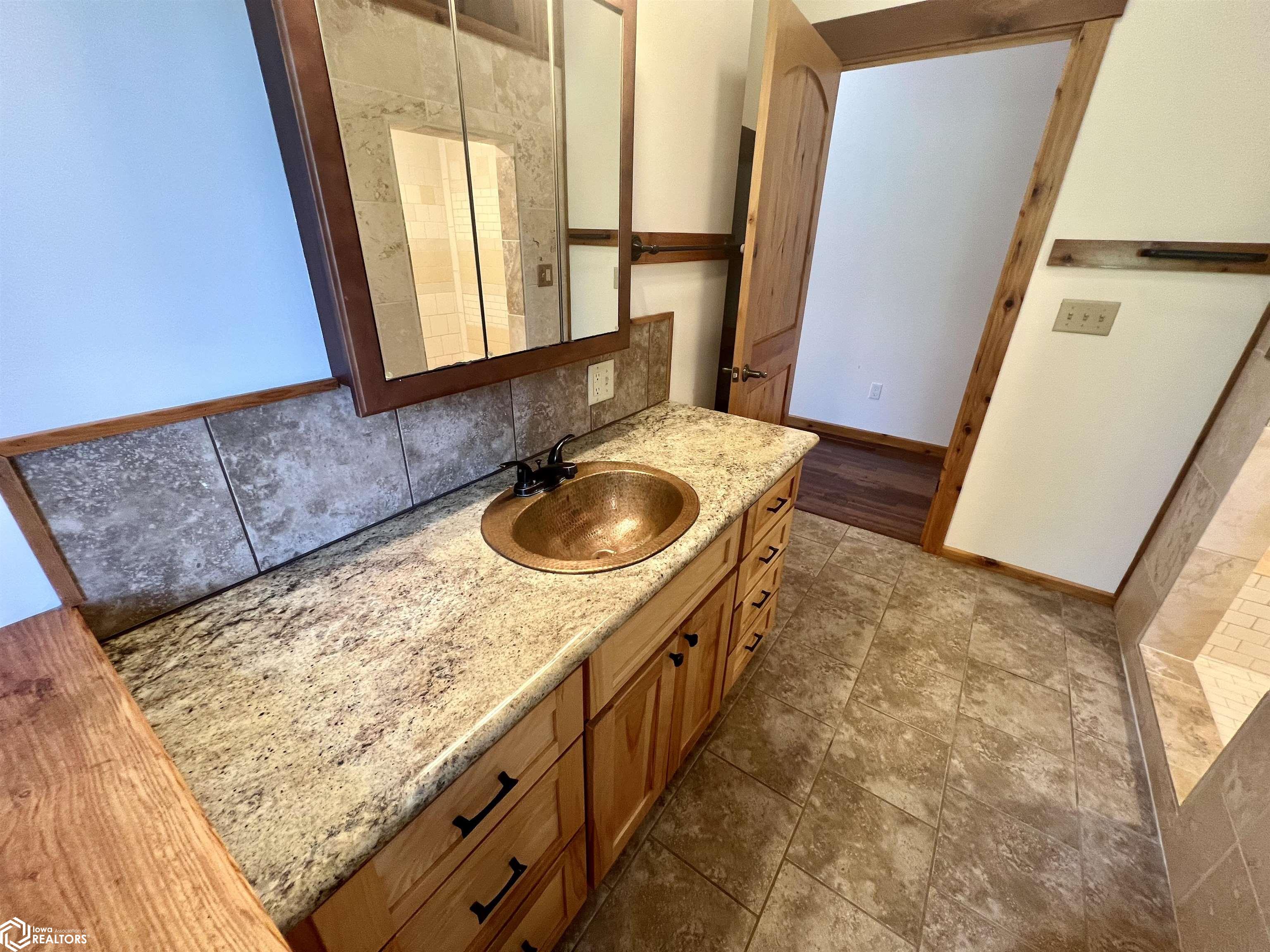 2309 Kale Boulevard, Fairfield, Iowa image 39