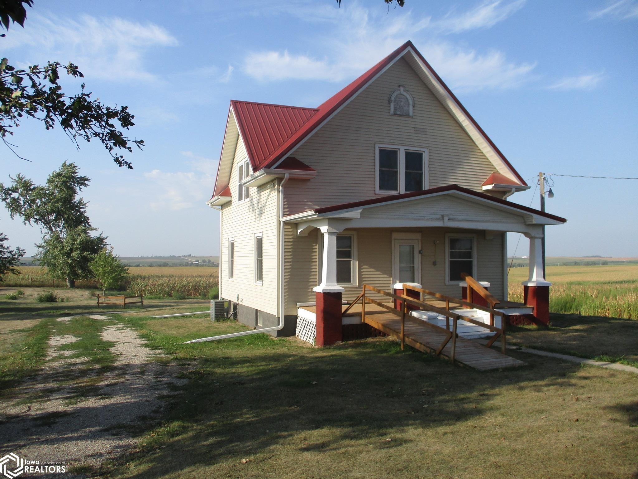 2975 275th Street, Clutier, Iowa image 2