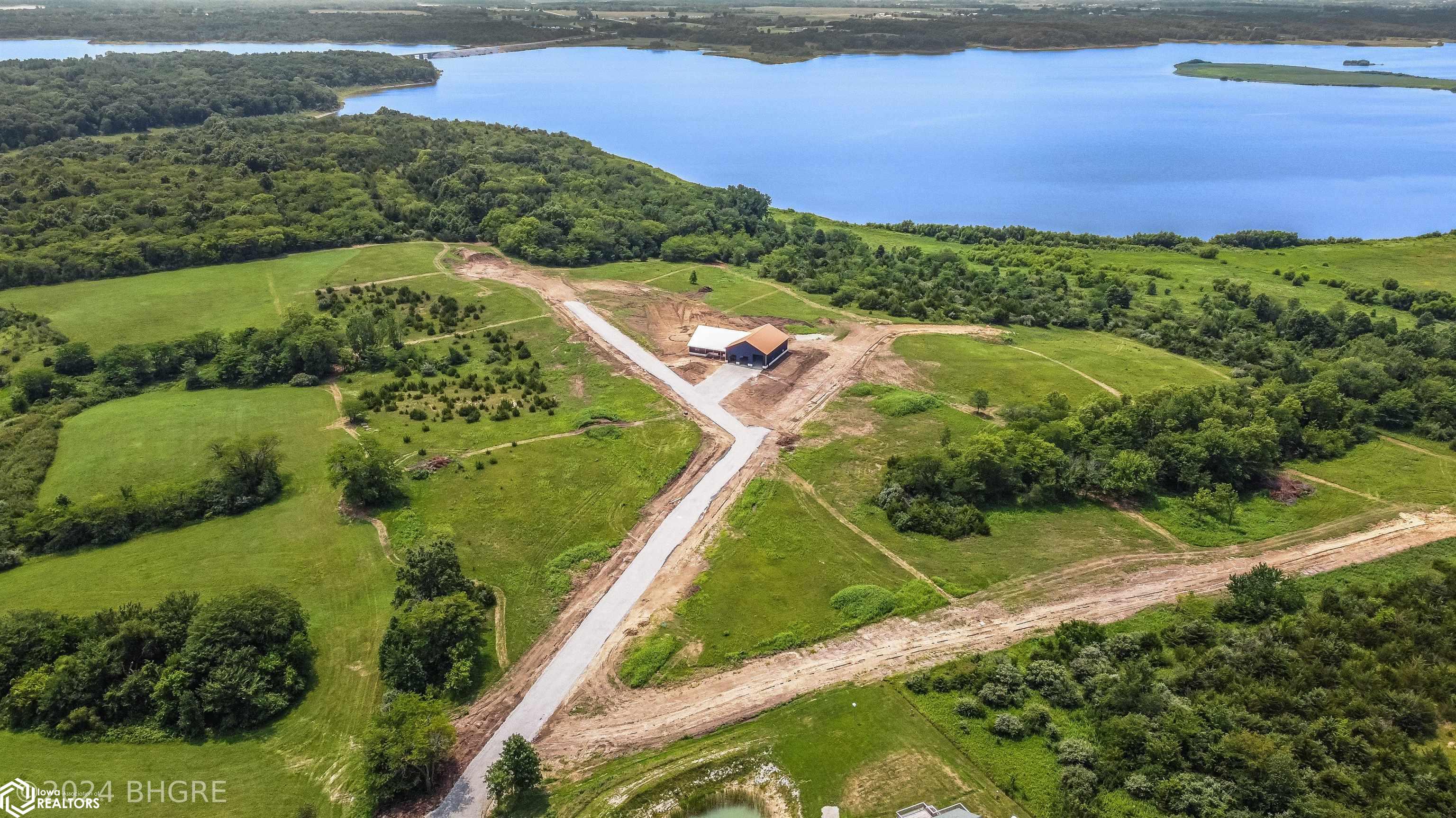 336 Lake Drive, Moravia, Iowa image 9