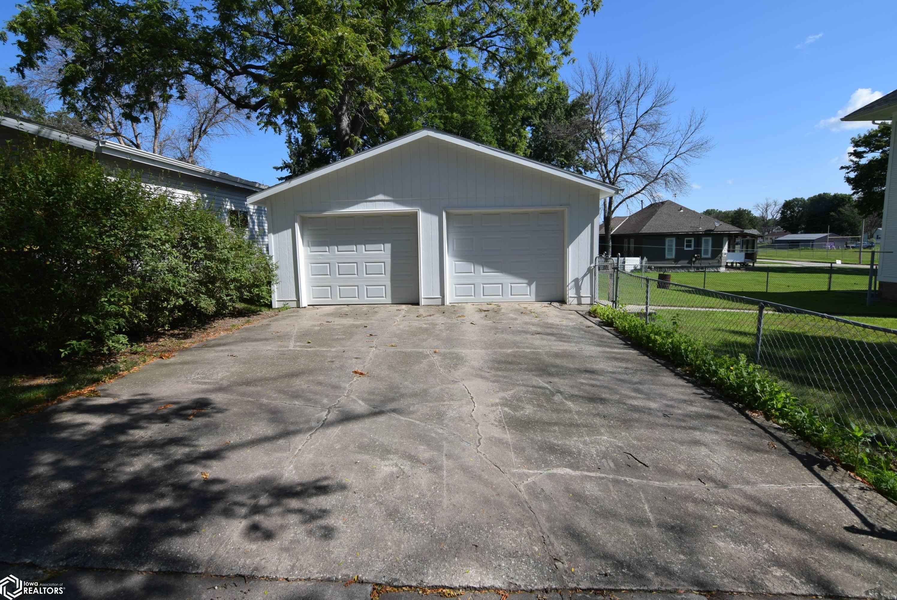 201 N Hewett Avenue, Eagle Grove, Iowa image 34