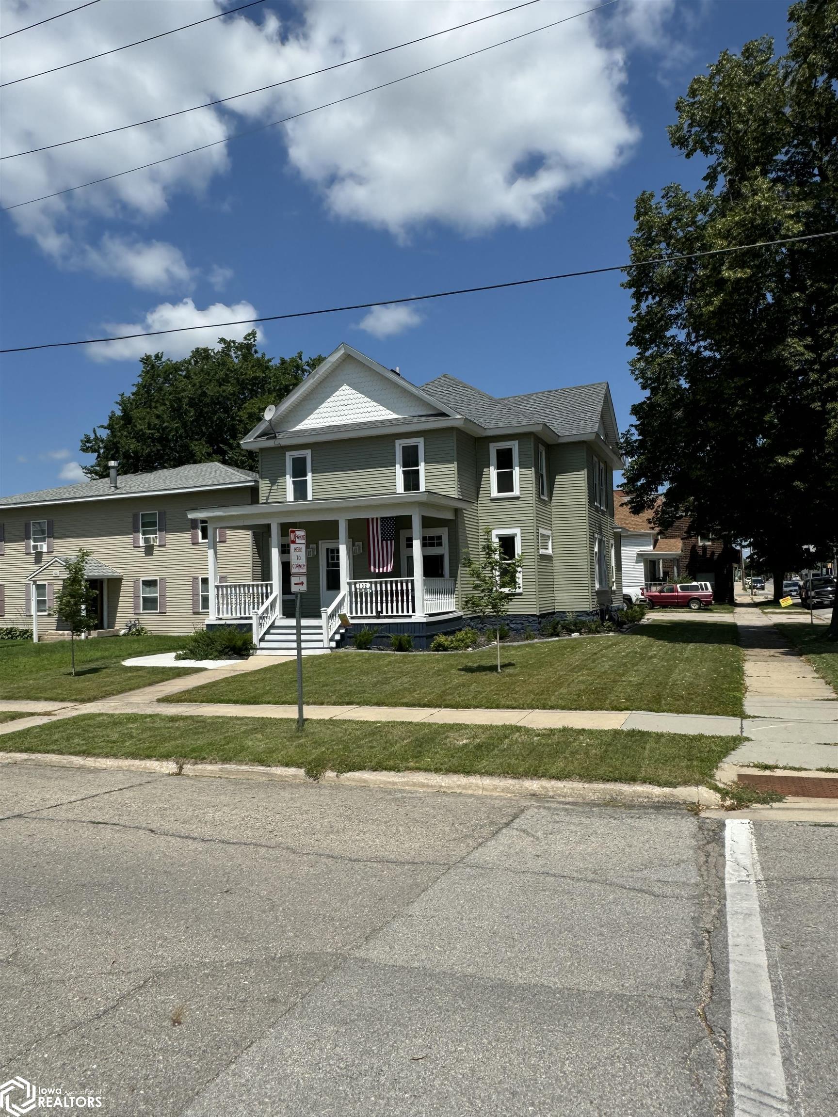 132 2nd Street, Mason City, Iowa image 4