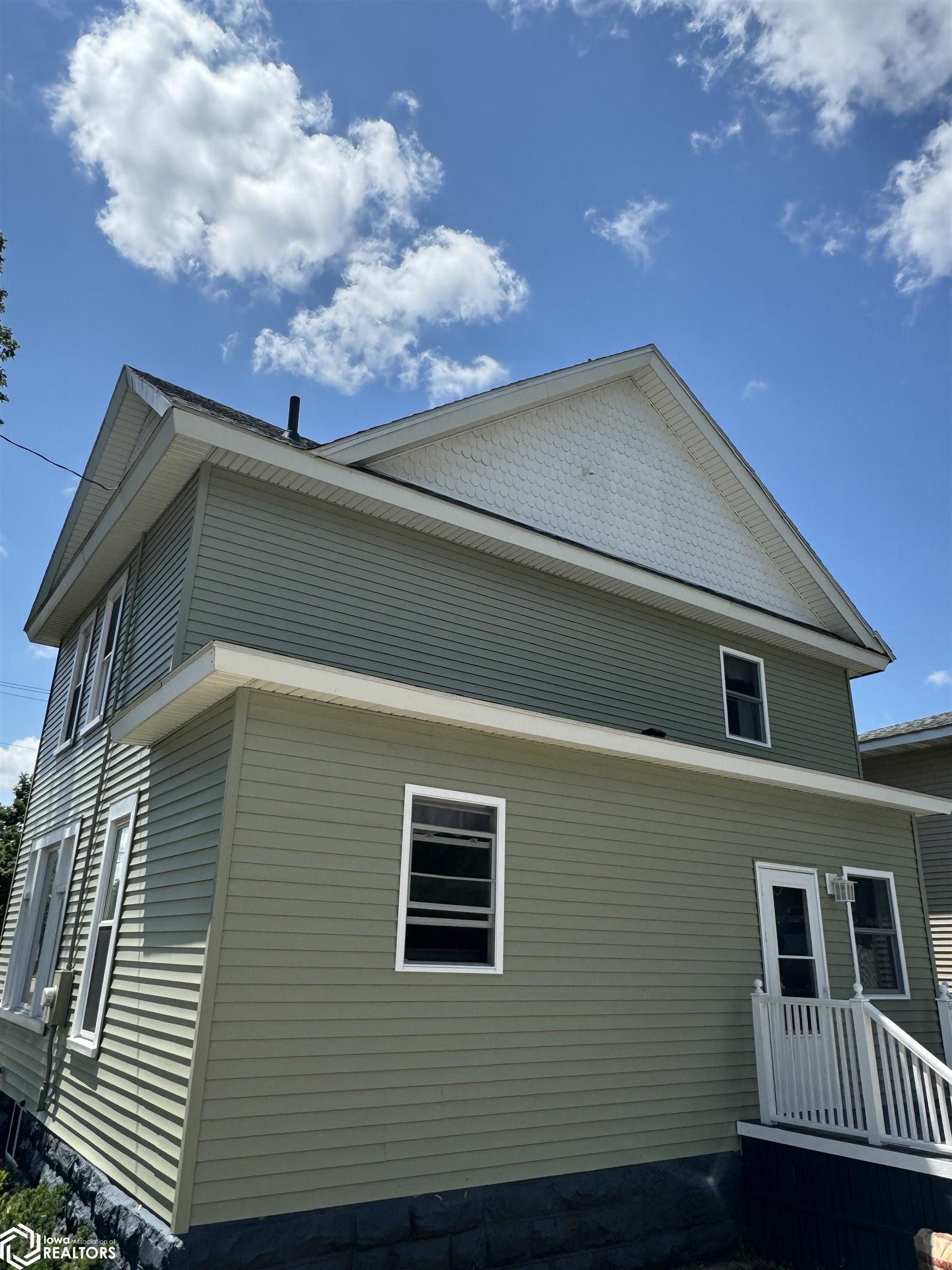 132 2nd Street, Mason City, Iowa image 5
