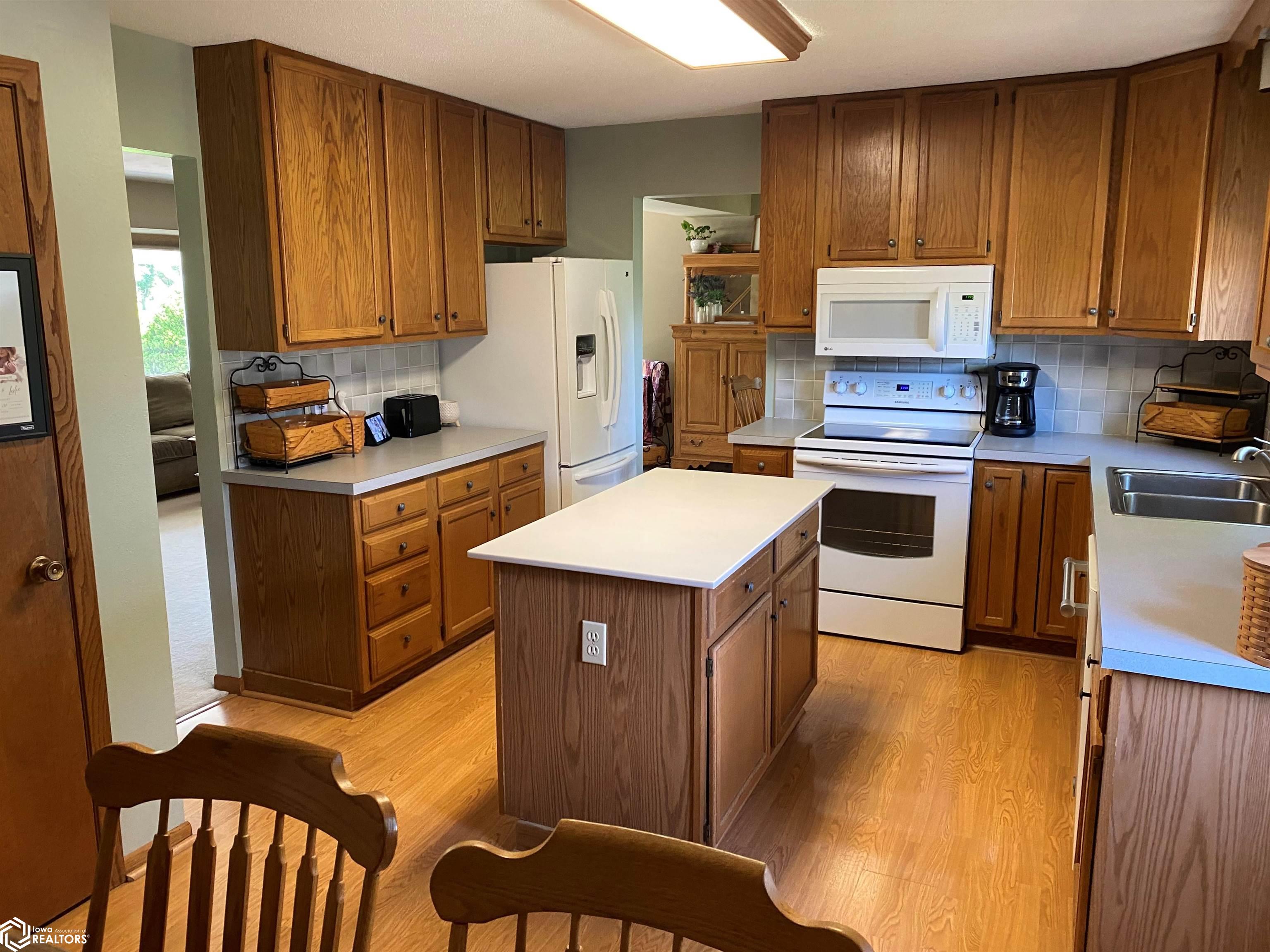 508 Maple Lane, Clarion, Iowa image 15