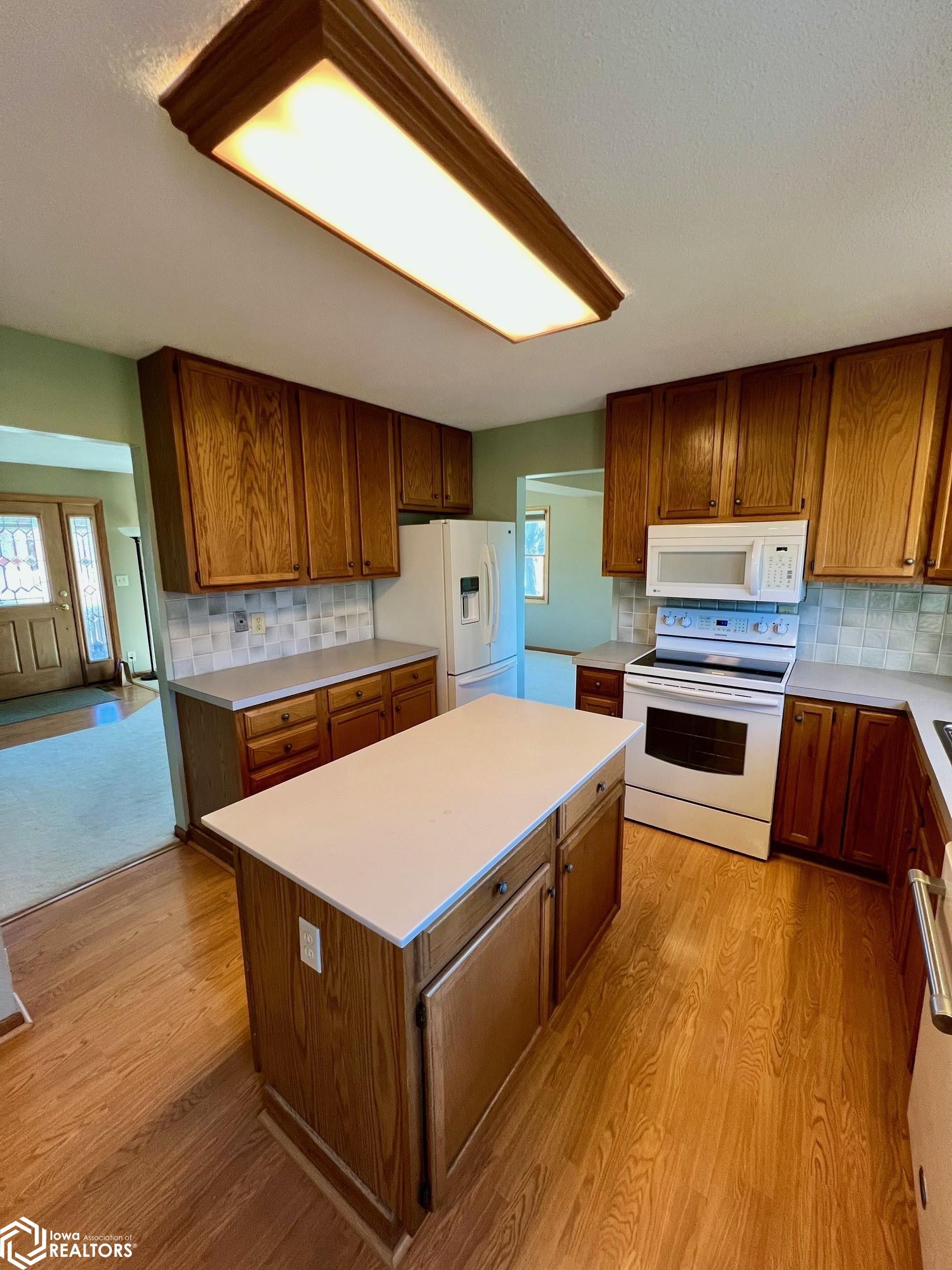 508 Maple Lane, Clarion, Iowa image 16