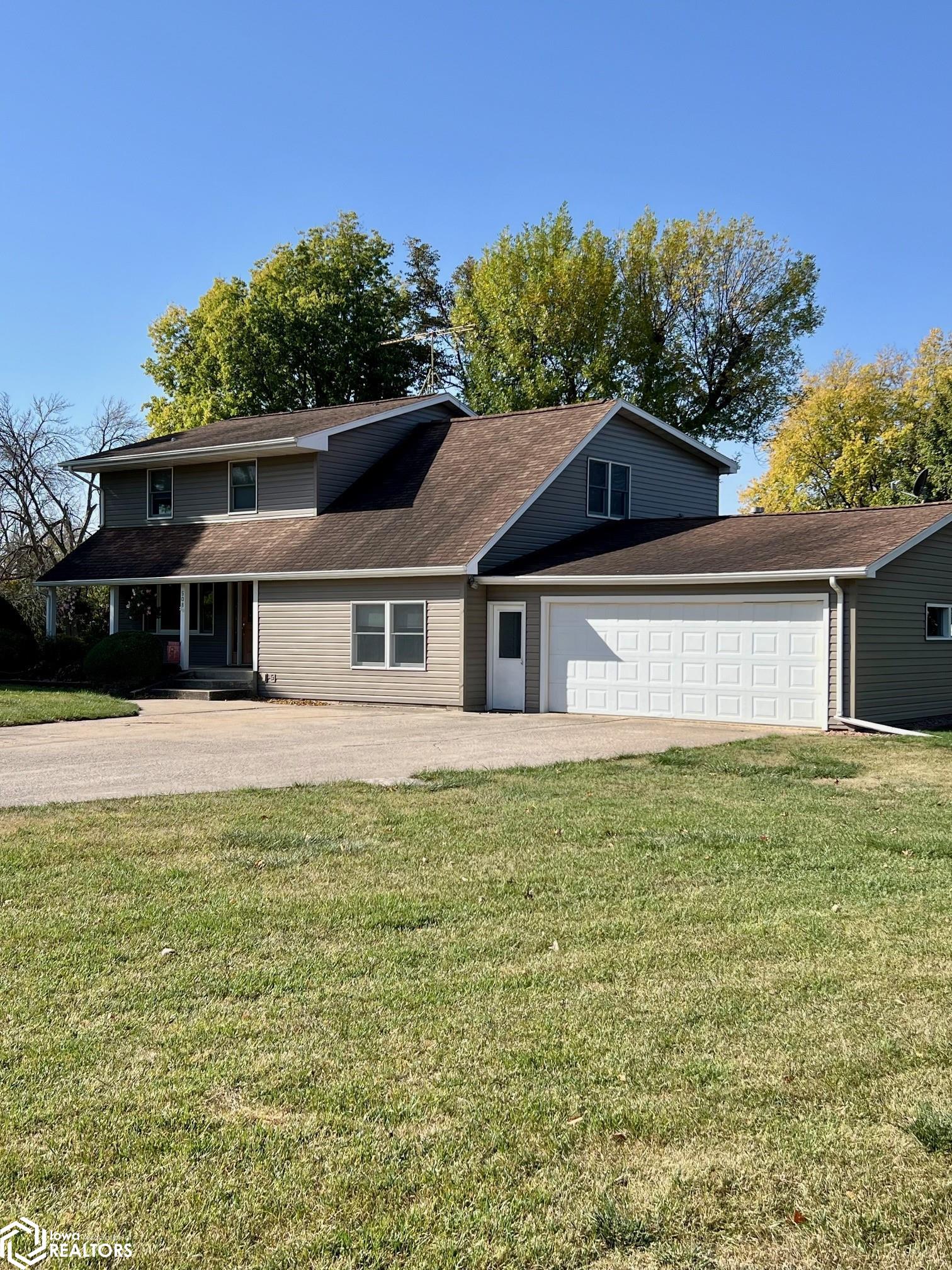 508 Maple Lane, Clarion, Iowa image 3