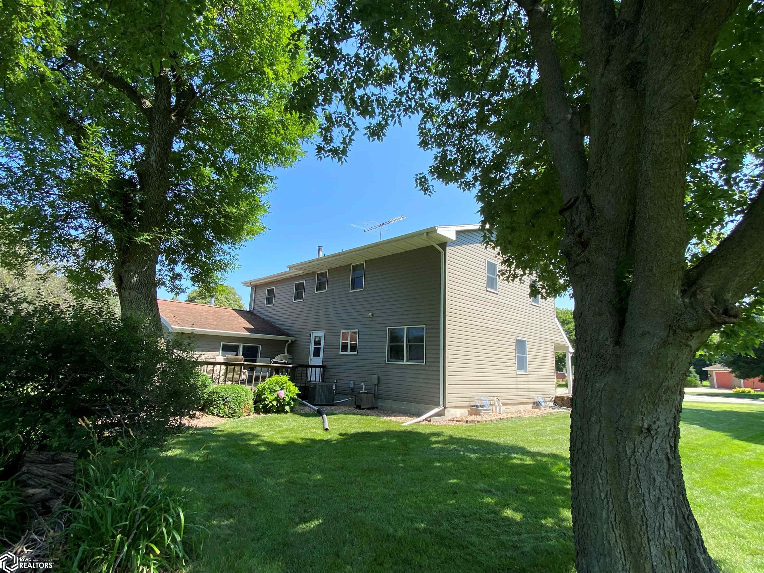 508 Maple Lane, Clarion, Iowa image 5