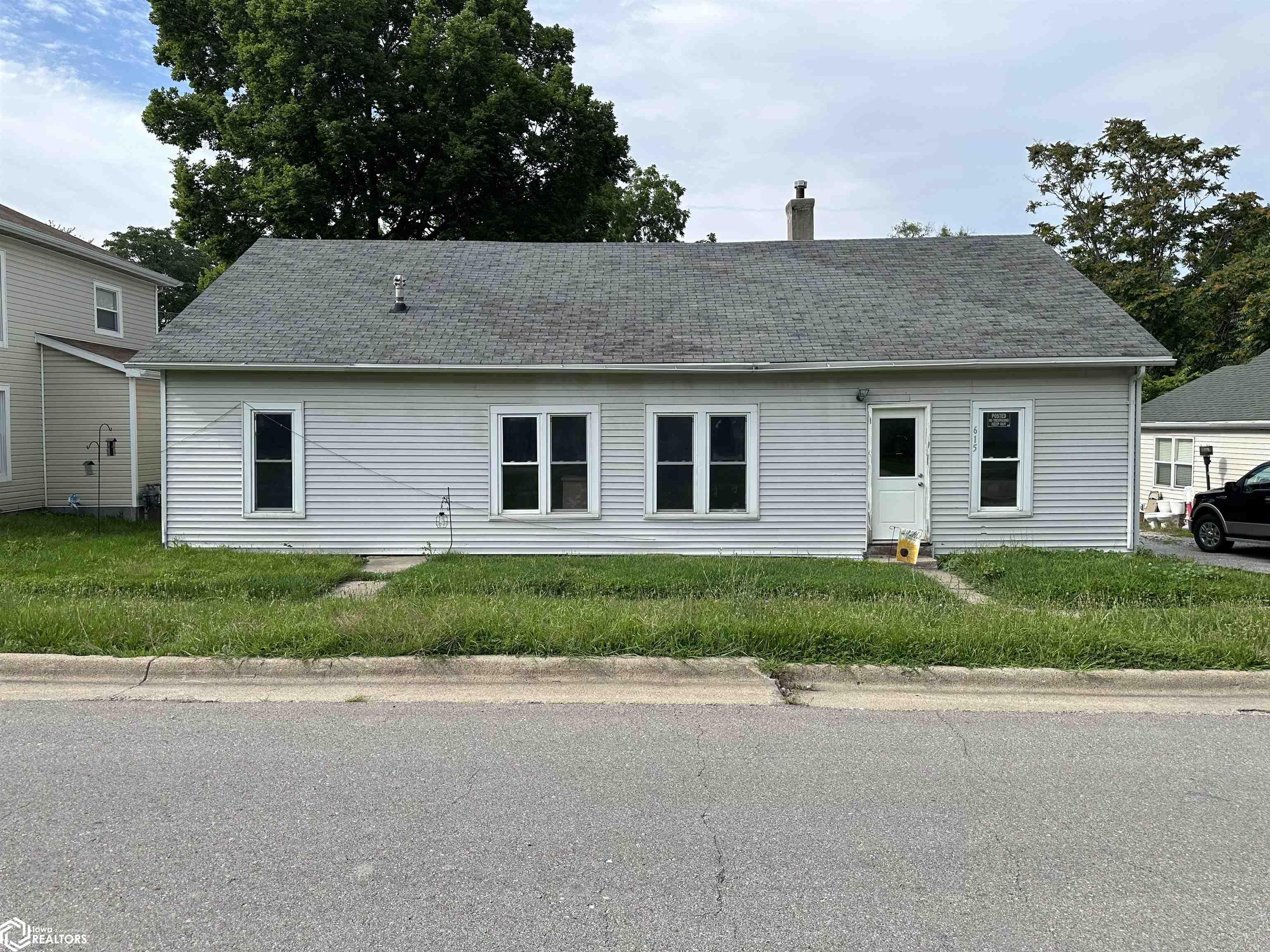 615 Armory Avenue, Chariton, Iowa image 1