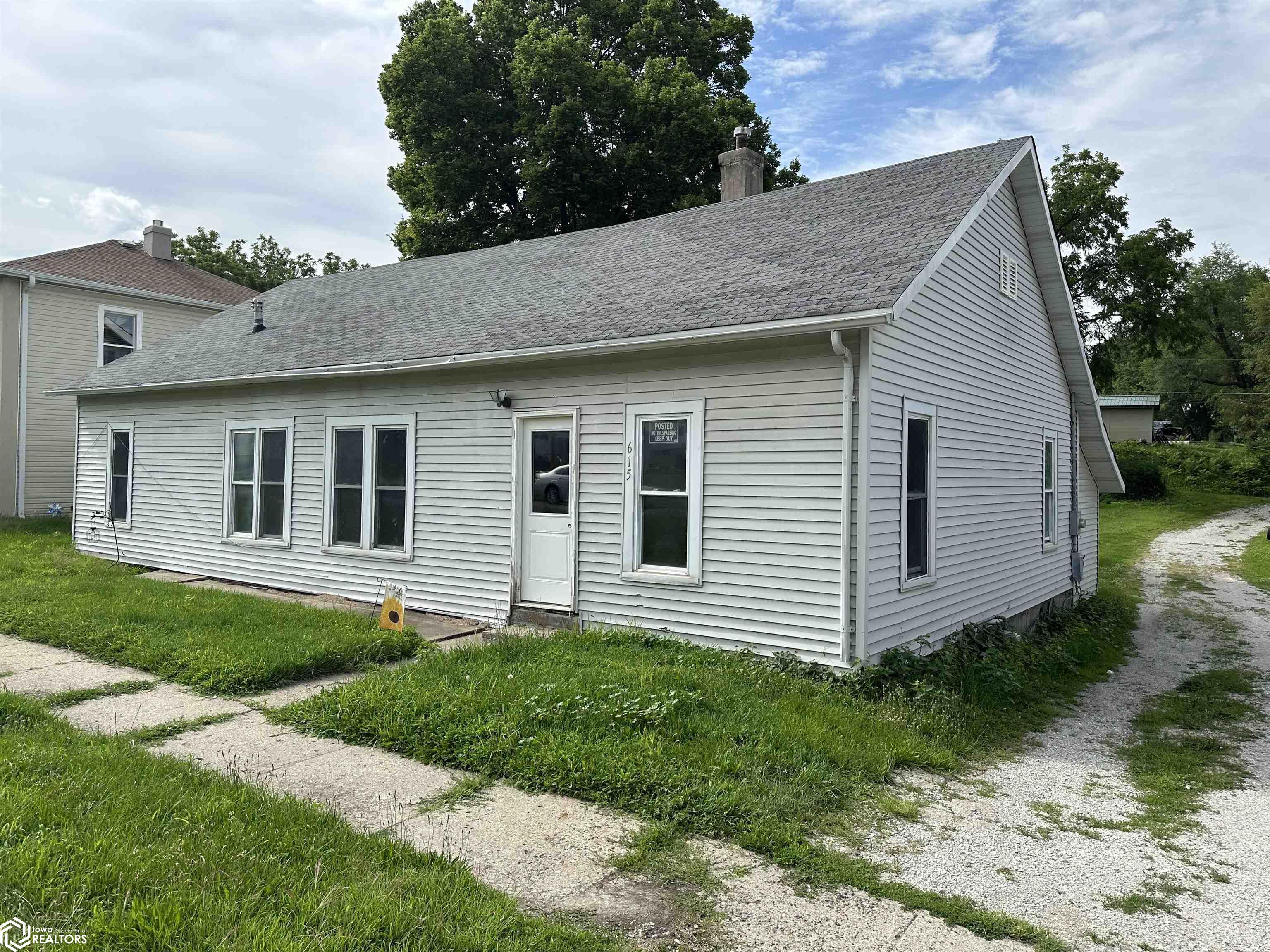 615 Armory Avenue, Chariton, Iowa image 2
