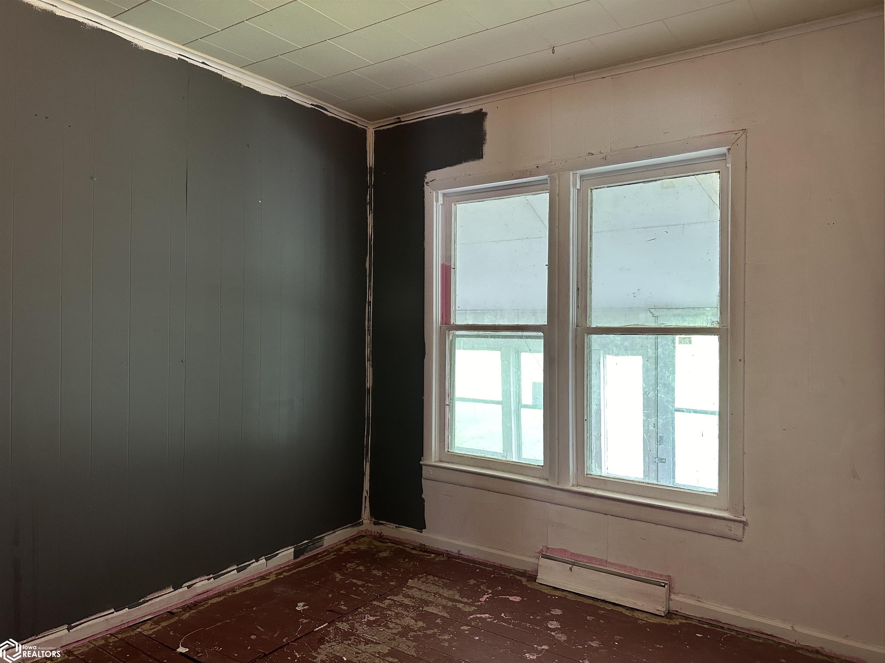 615 Armory Avenue, Chariton, Iowa image 13