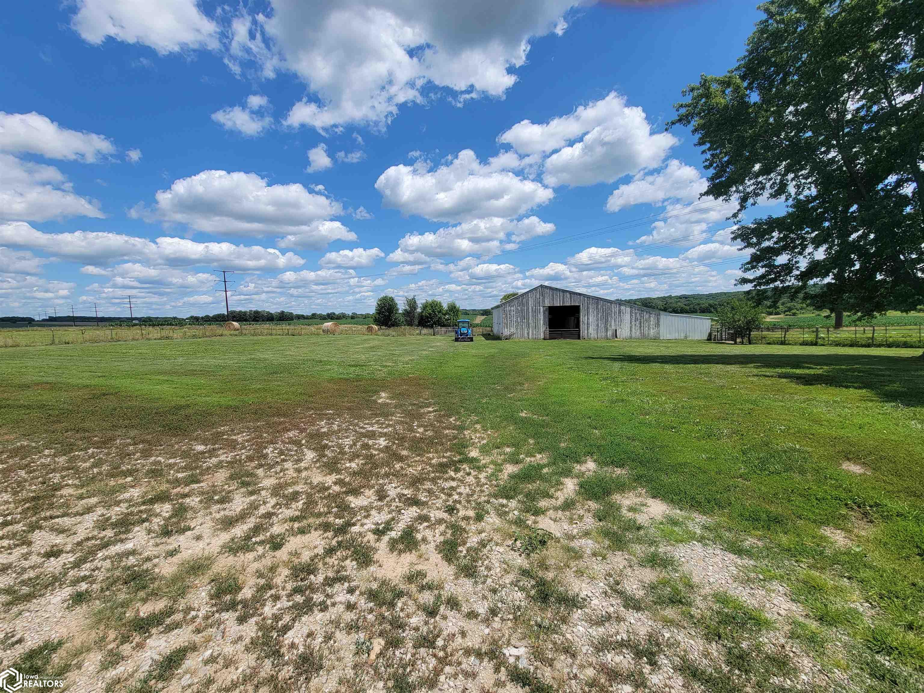 12592 Hill Boulevard, Drakesville, Iowa image 48