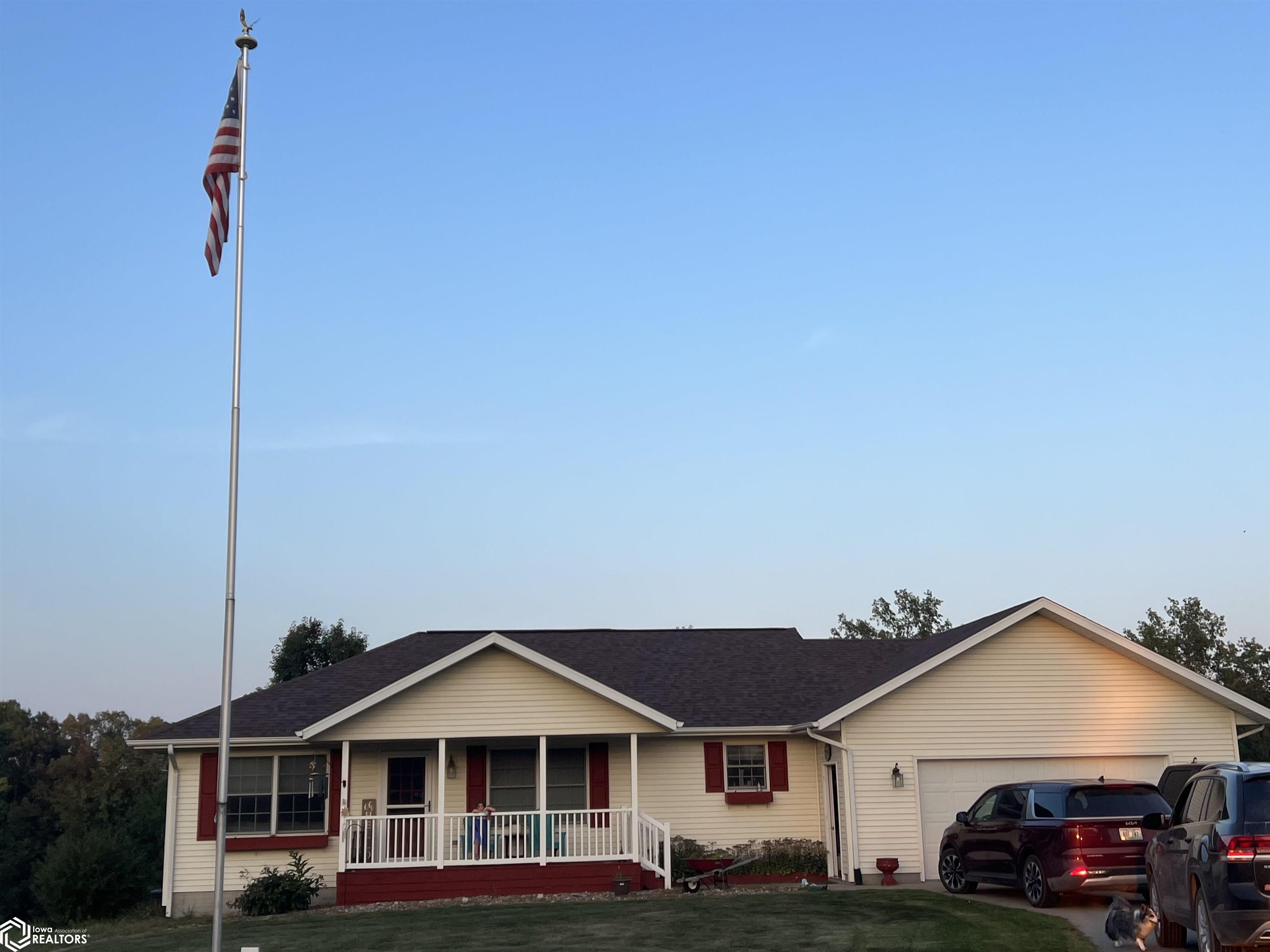 12262 Parkside Drive, Moravia, Iowa image 2