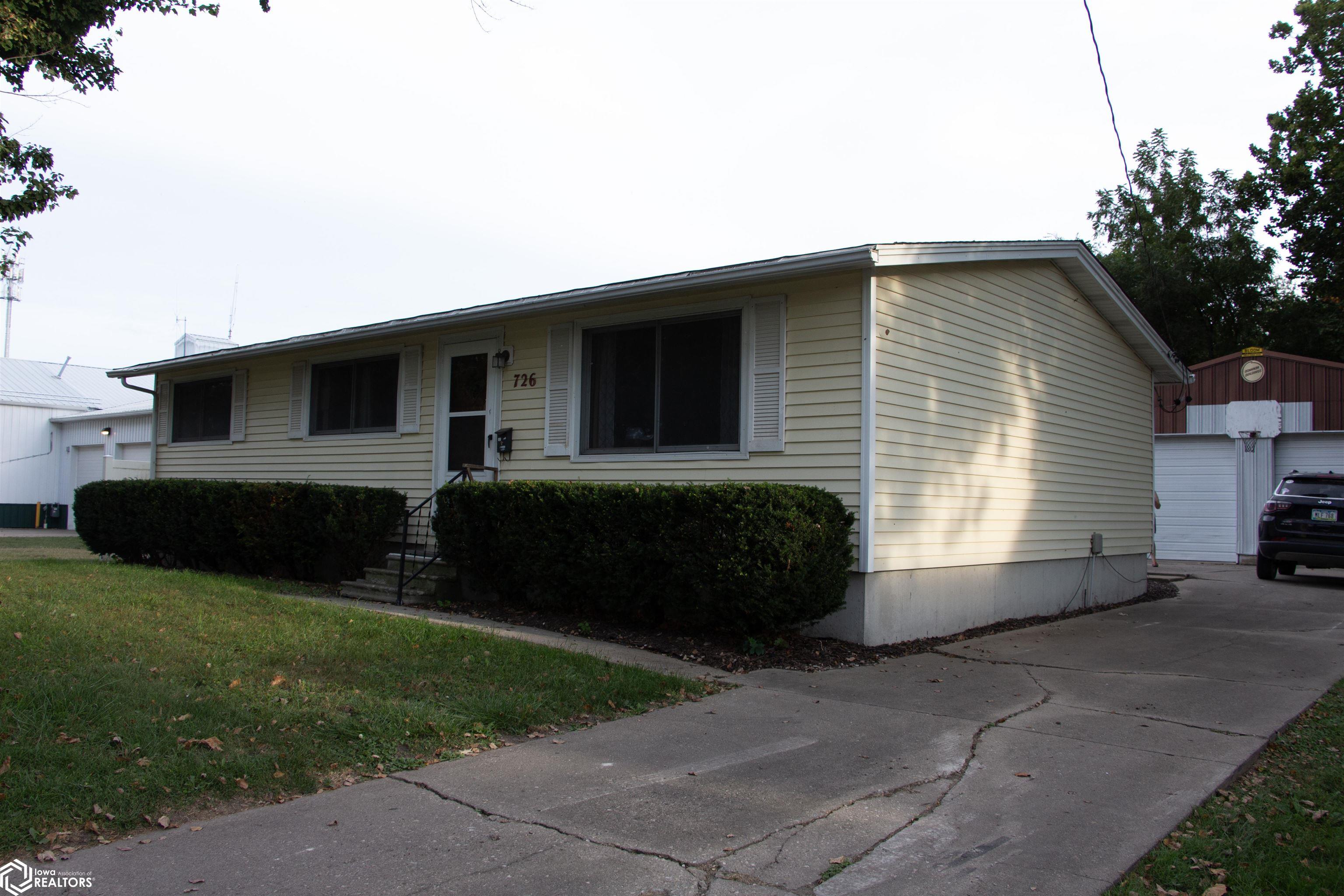 726 W Mary, Ottumwa, Iowa image 4