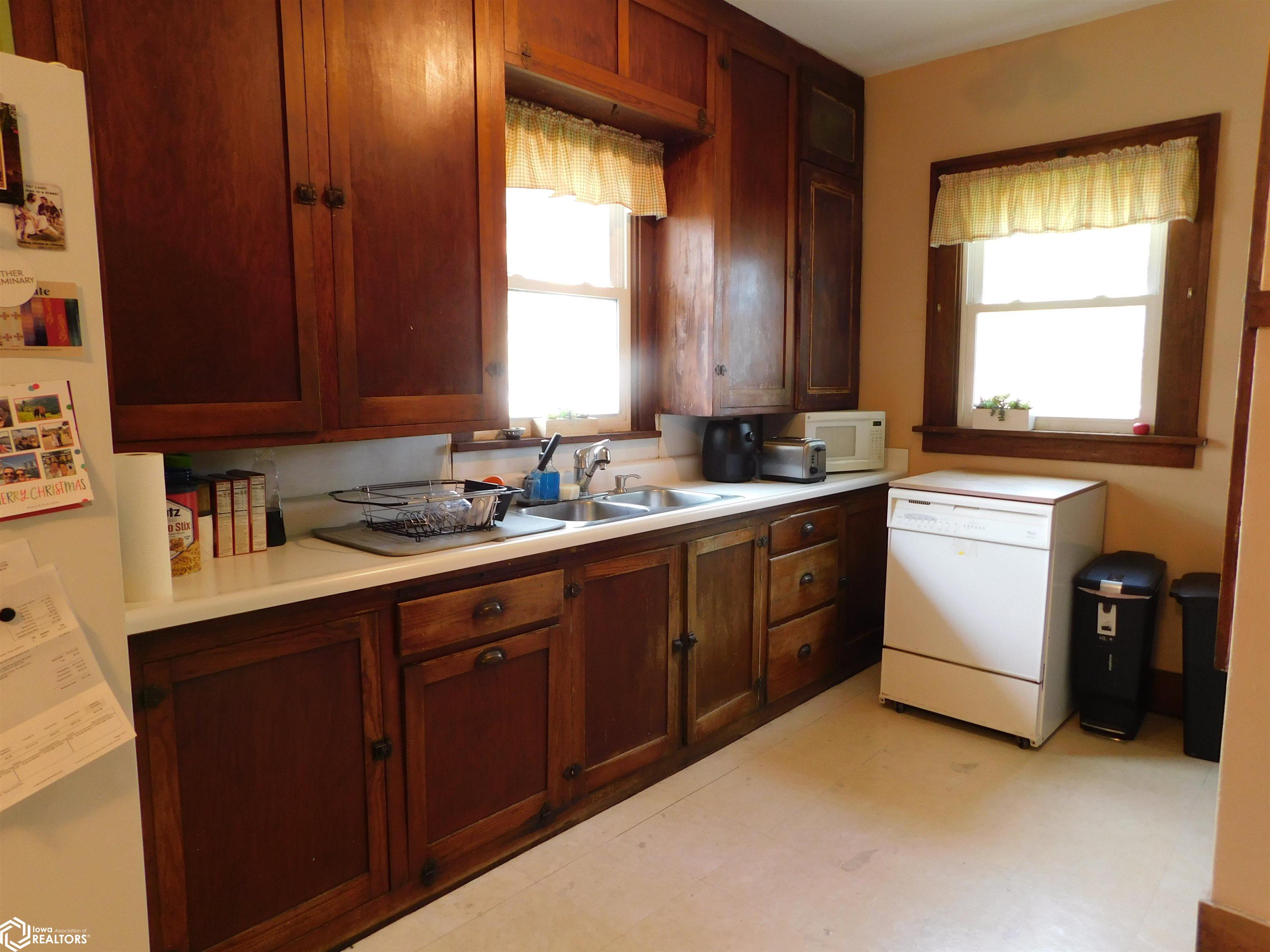408 N Pine Street, Creston, Iowa image 13