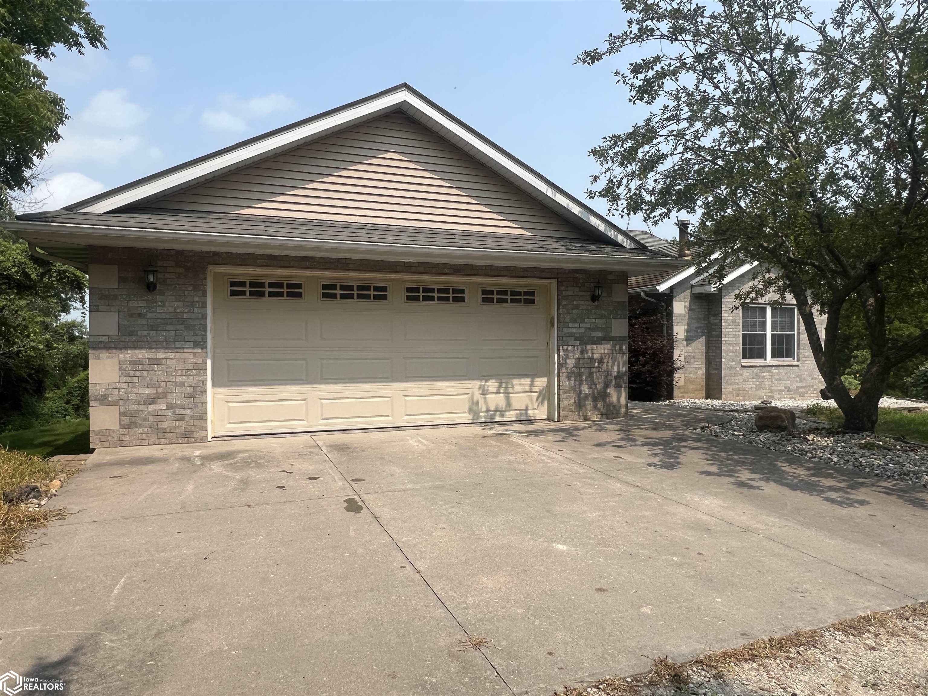 32049 285th Street, Richland, Iowa image 3