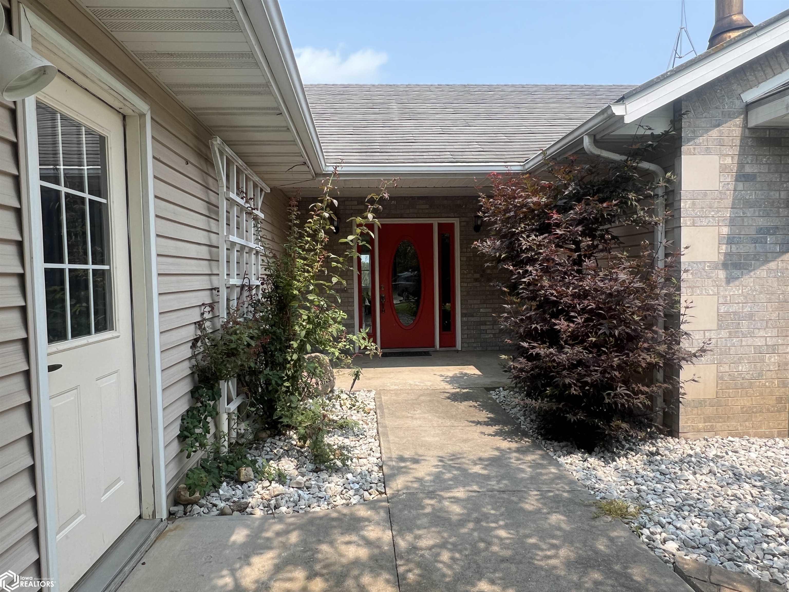 32049 285th Street, Richland, Iowa image 4
