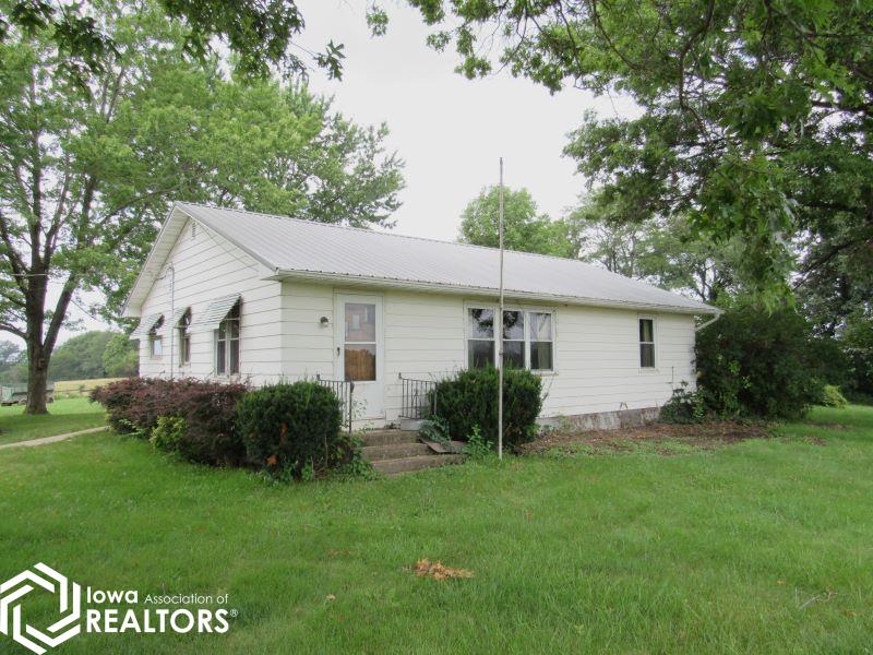 28031 Rainbow Avenue, Bloomfield, Iowa image 1