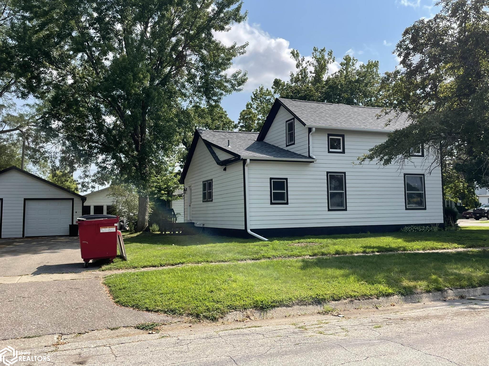 101 3rd Street, Humboldt, Iowa image 4