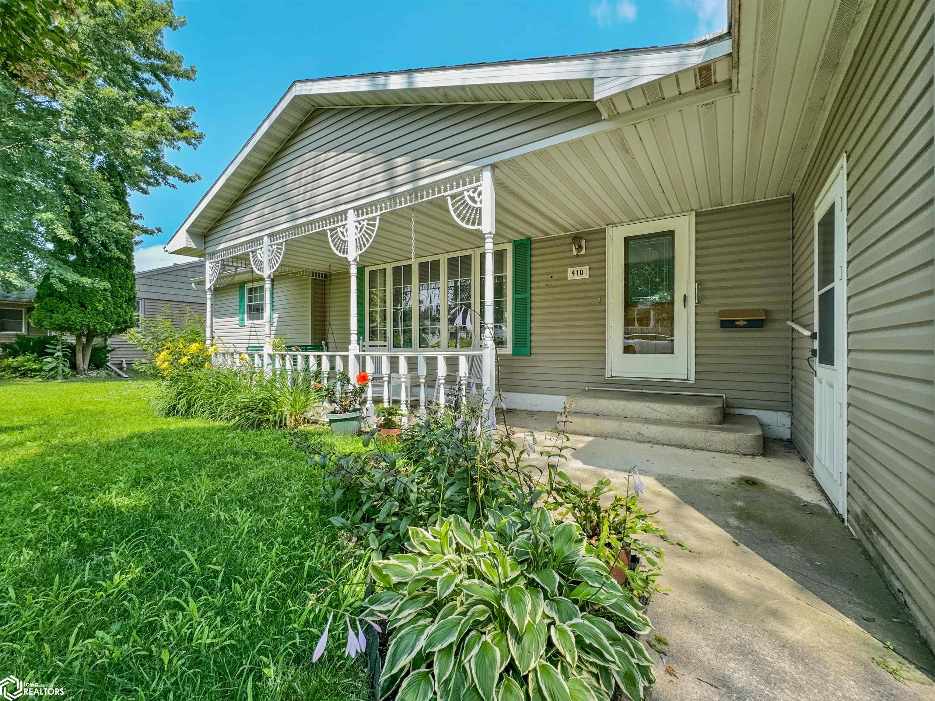 410 10th Street, Hampton, Iowa image 24