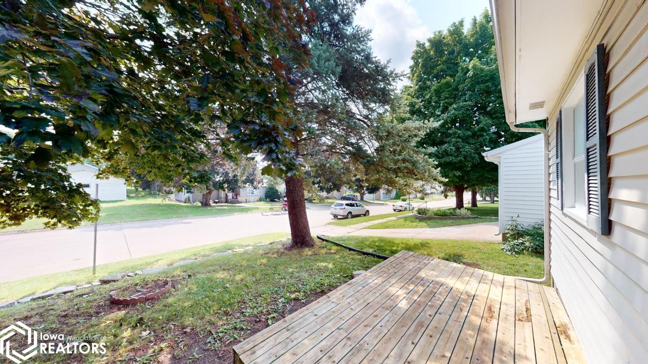 515 W L Street, Forest City, Iowa image 19