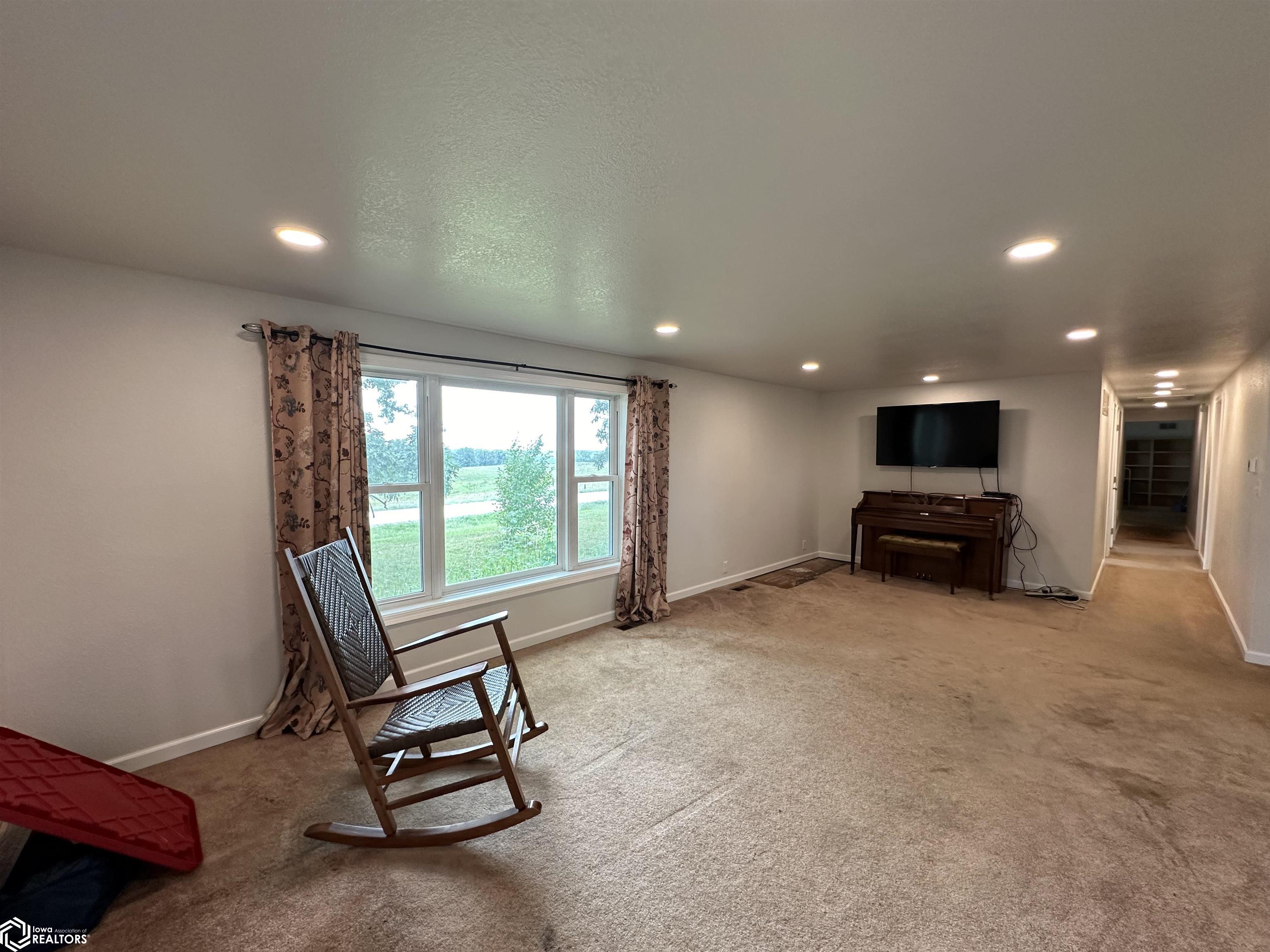 6001 145th Trail, Albia, Iowa image 11