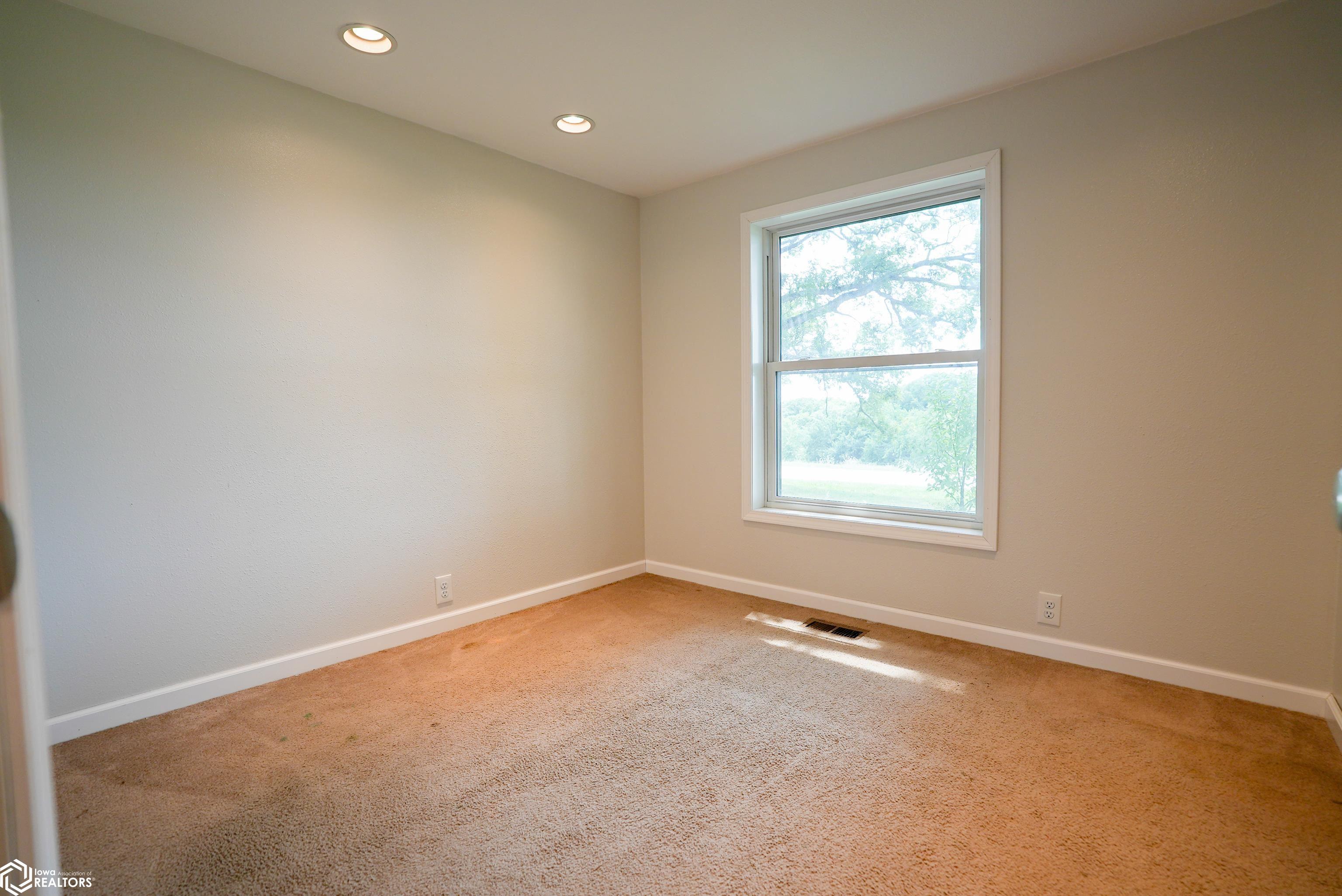 6001 145th Trail, Albia, Iowa image 16