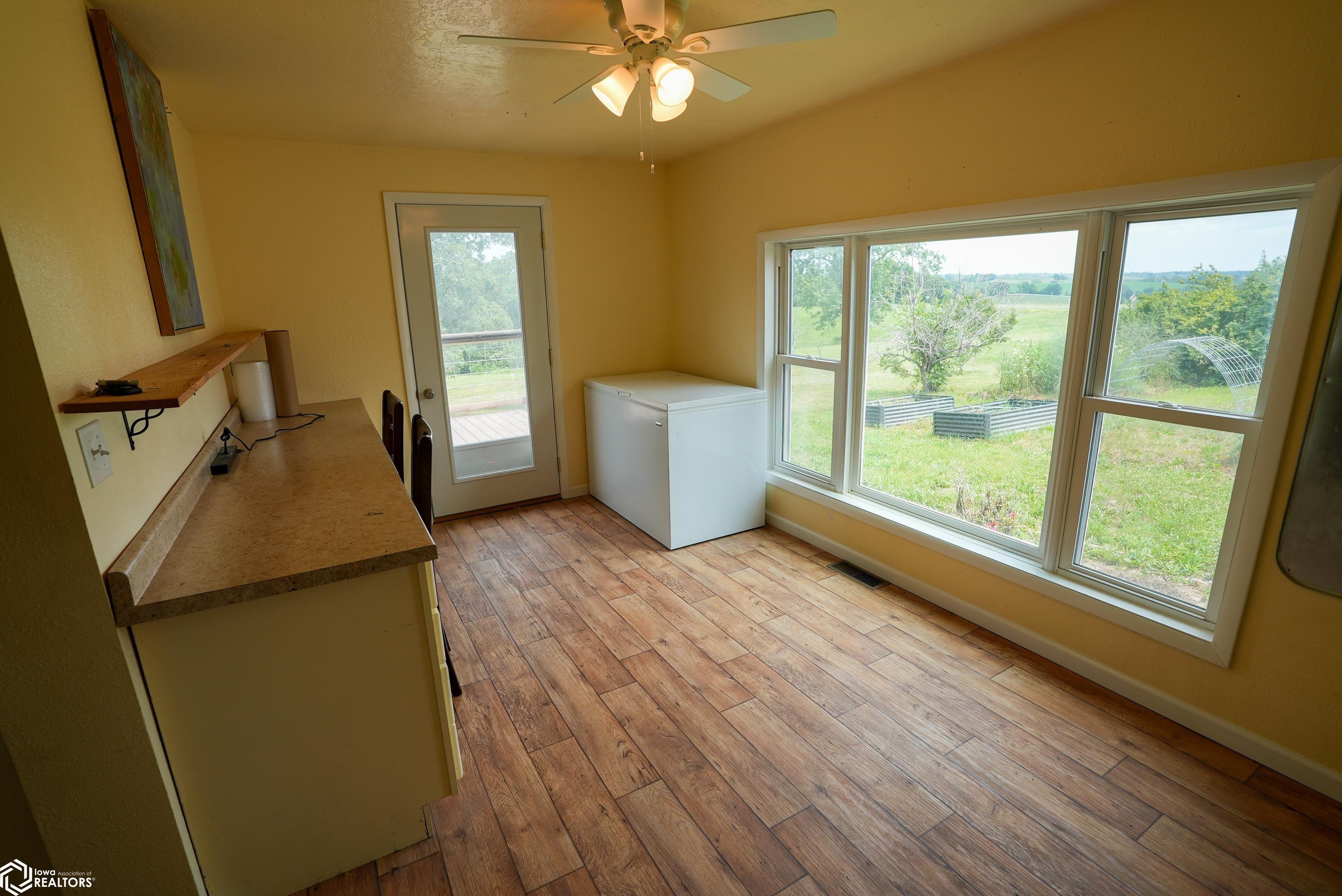 6001 145th Trail, Albia, Iowa image 8