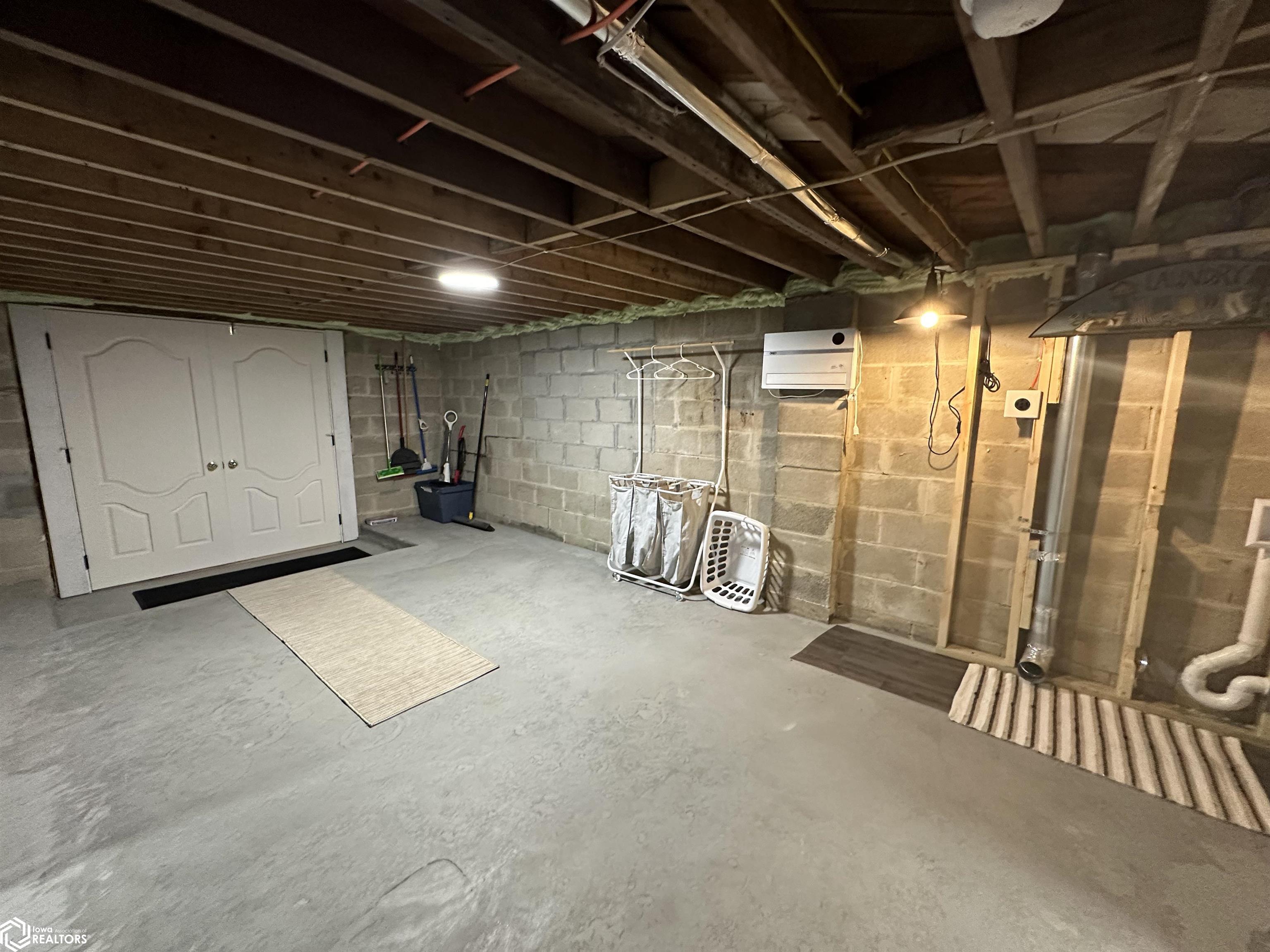 4182 Shady Lane, Brooklyn, Iowa image 9