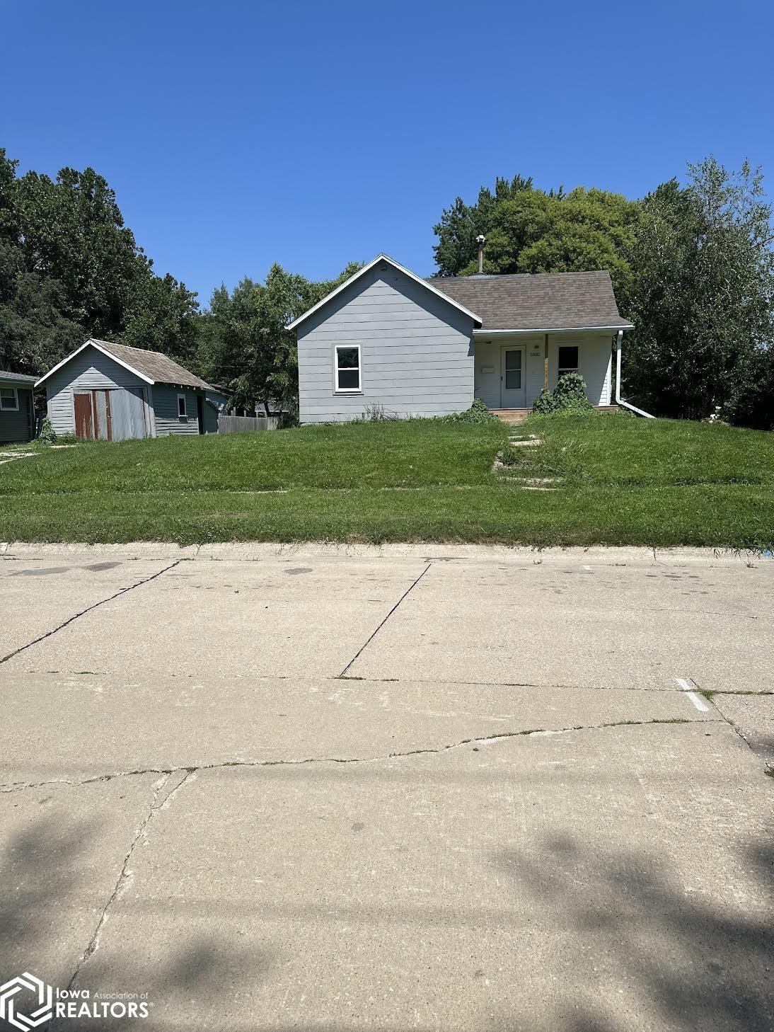 1510 16th Avenue, Eldora, Iowa image 1
