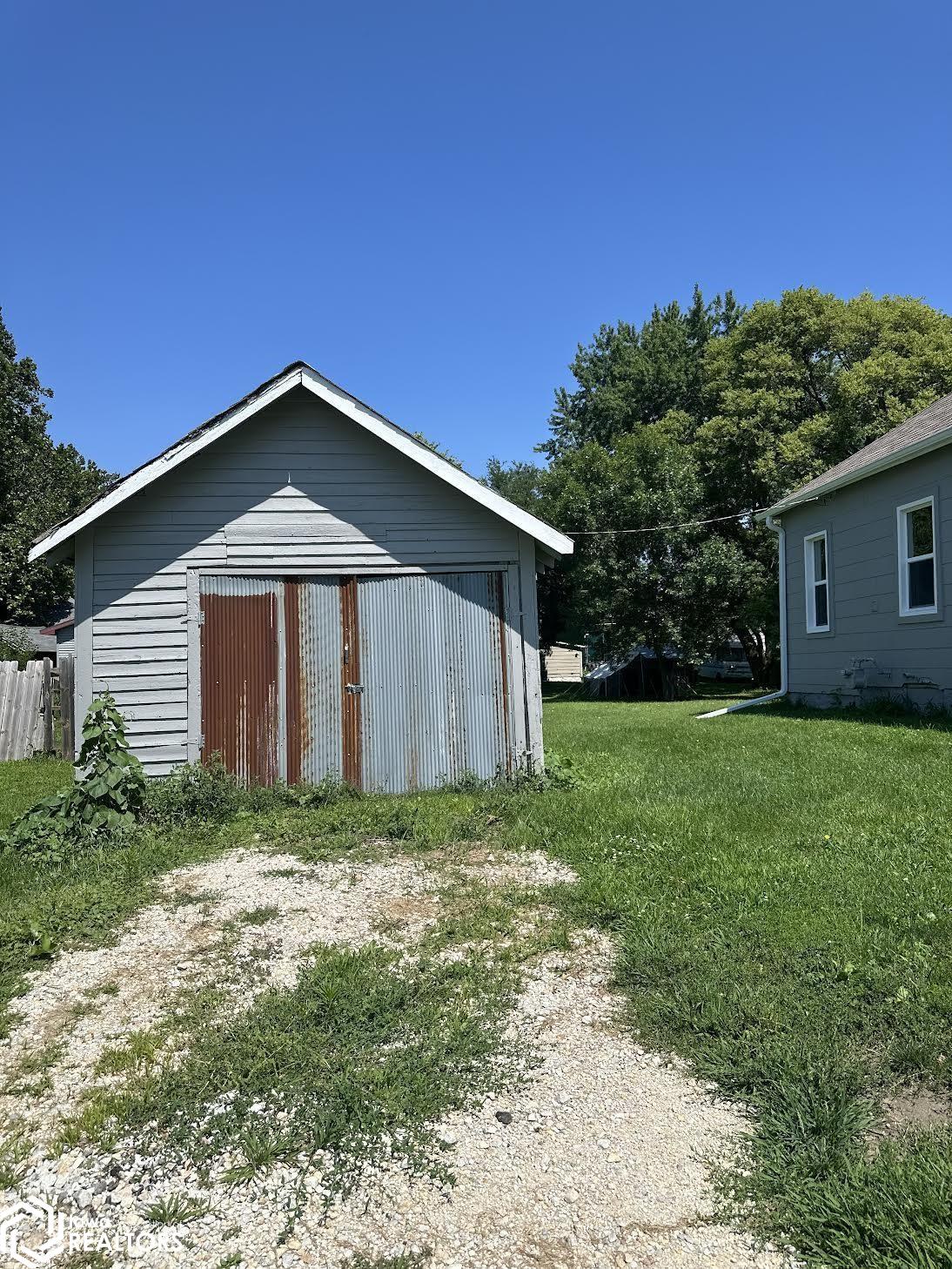 1510 16th Avenue, Eldora, Iowa image 5