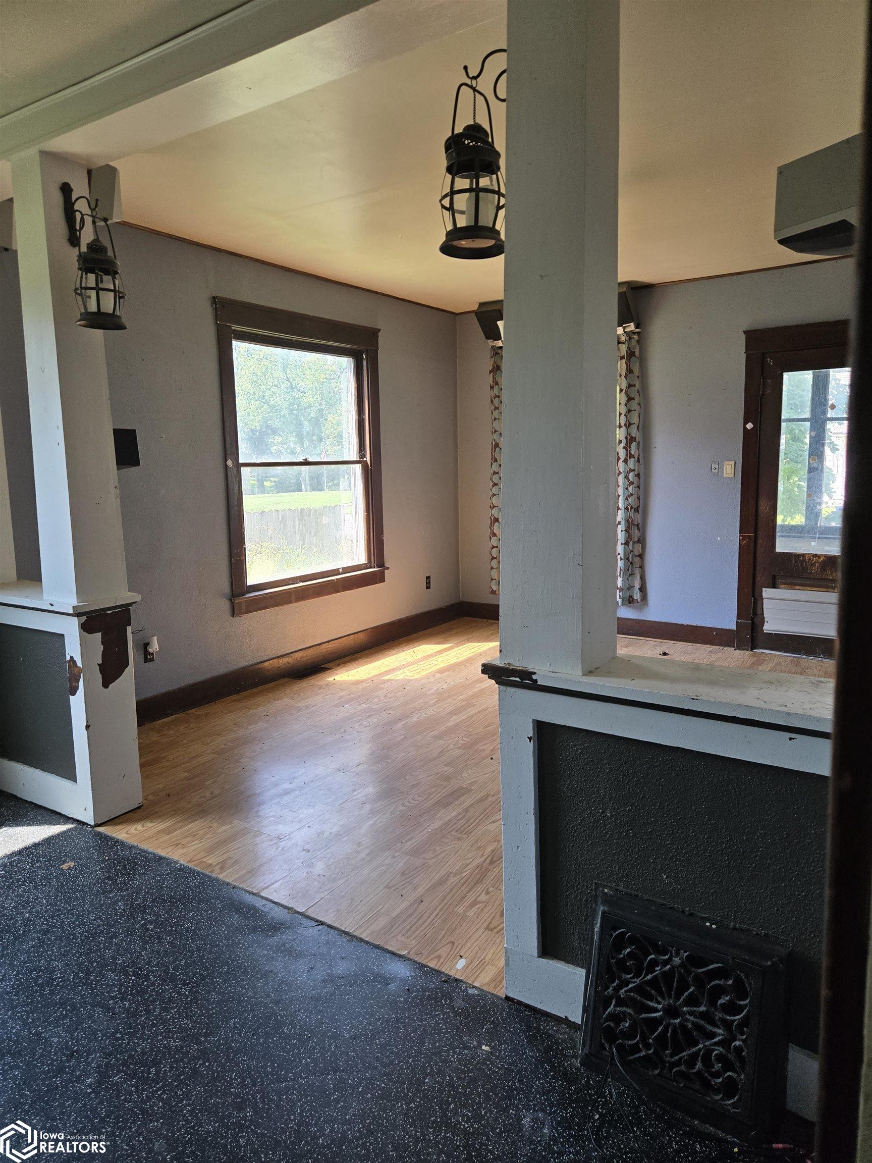 405 N Center Street, La Harpe, Illinois image 6