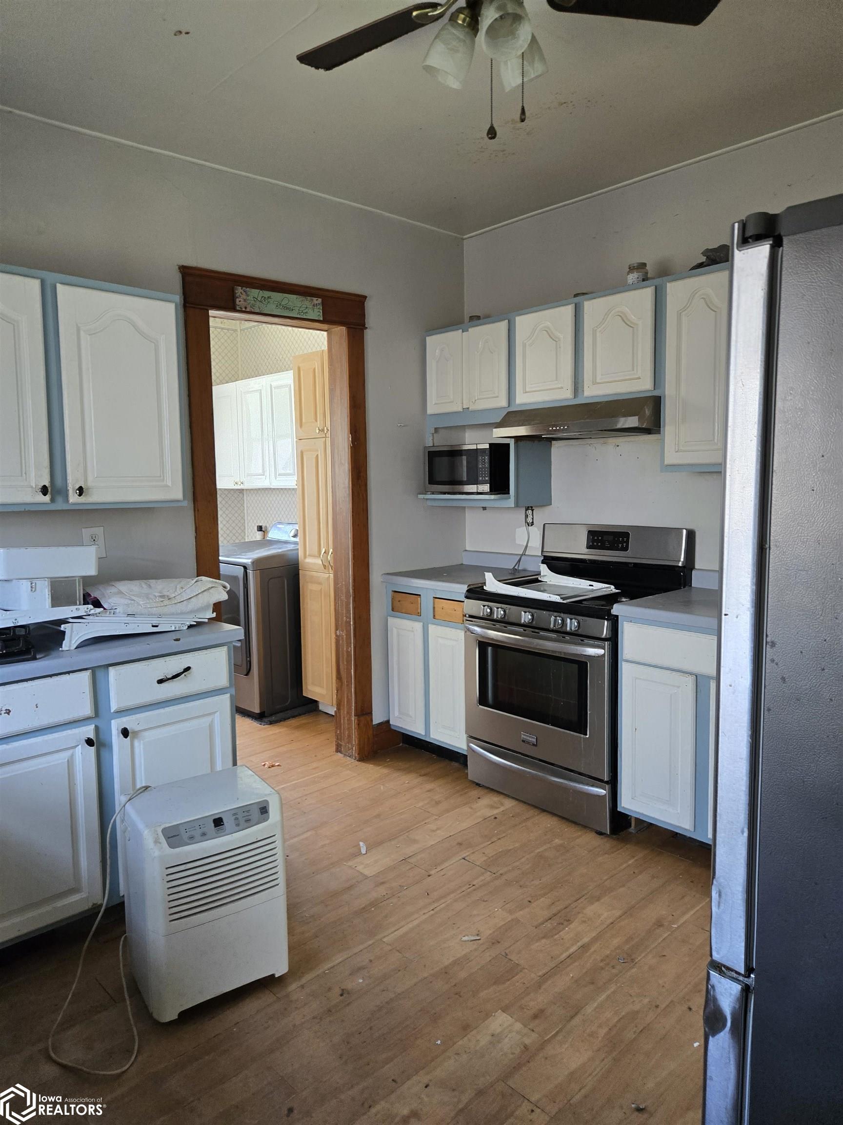 405 N Center Street, La Harpe, Illinois image 8