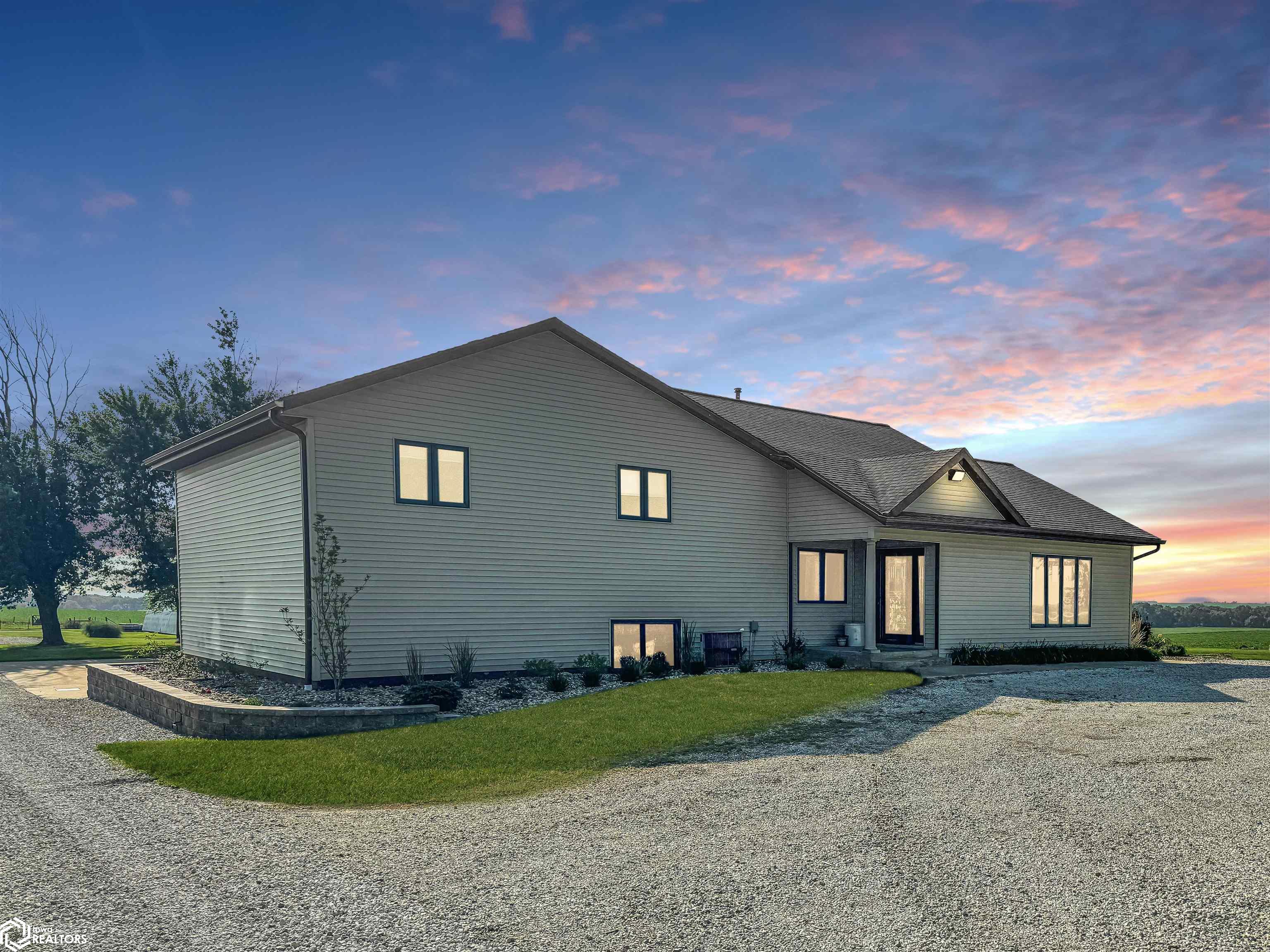 23428 X Avenue, Reinbeck, Iowa image 1