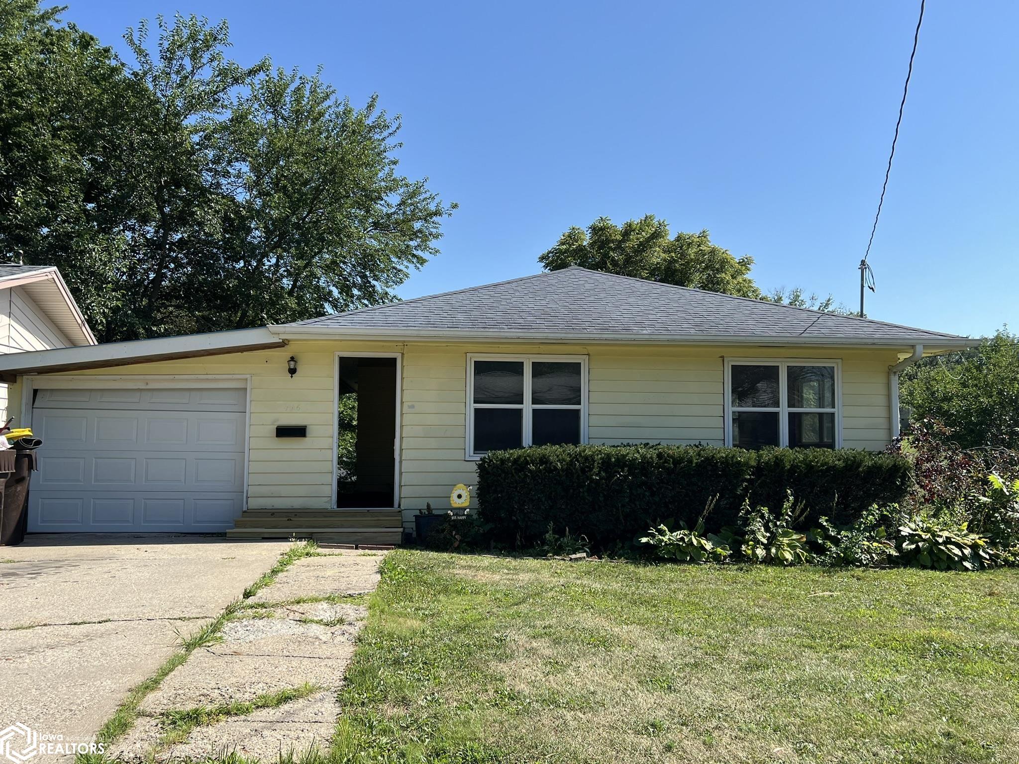 416 E Washington Street, Osceola, Iowa 50213, 3 Bedrooms Bedrooms, ,2 BathroomsBathrooms,Single Family,For Sale,Washington,6320052