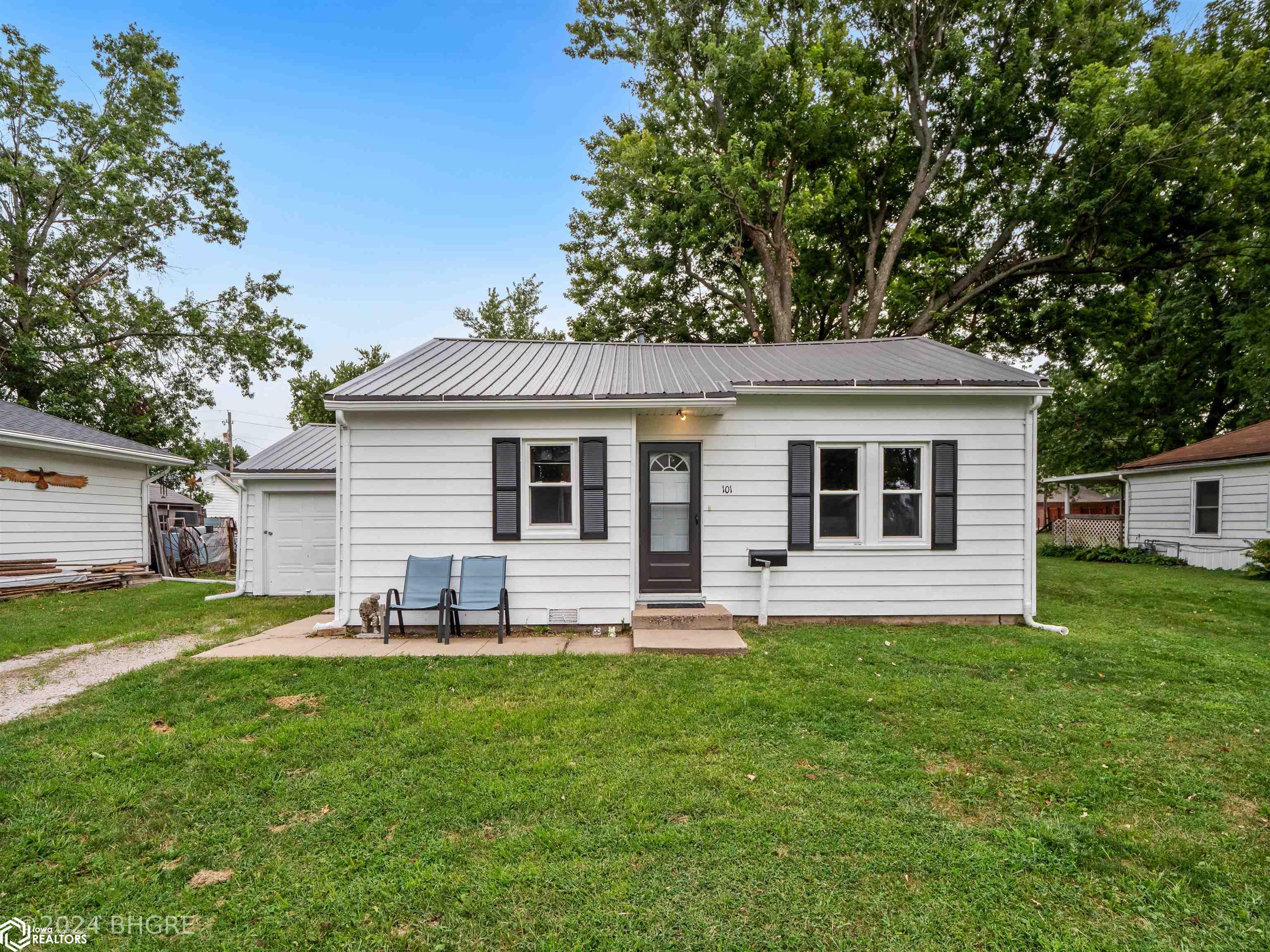 101 N Greeley Street, Corydon, Iowa image 1