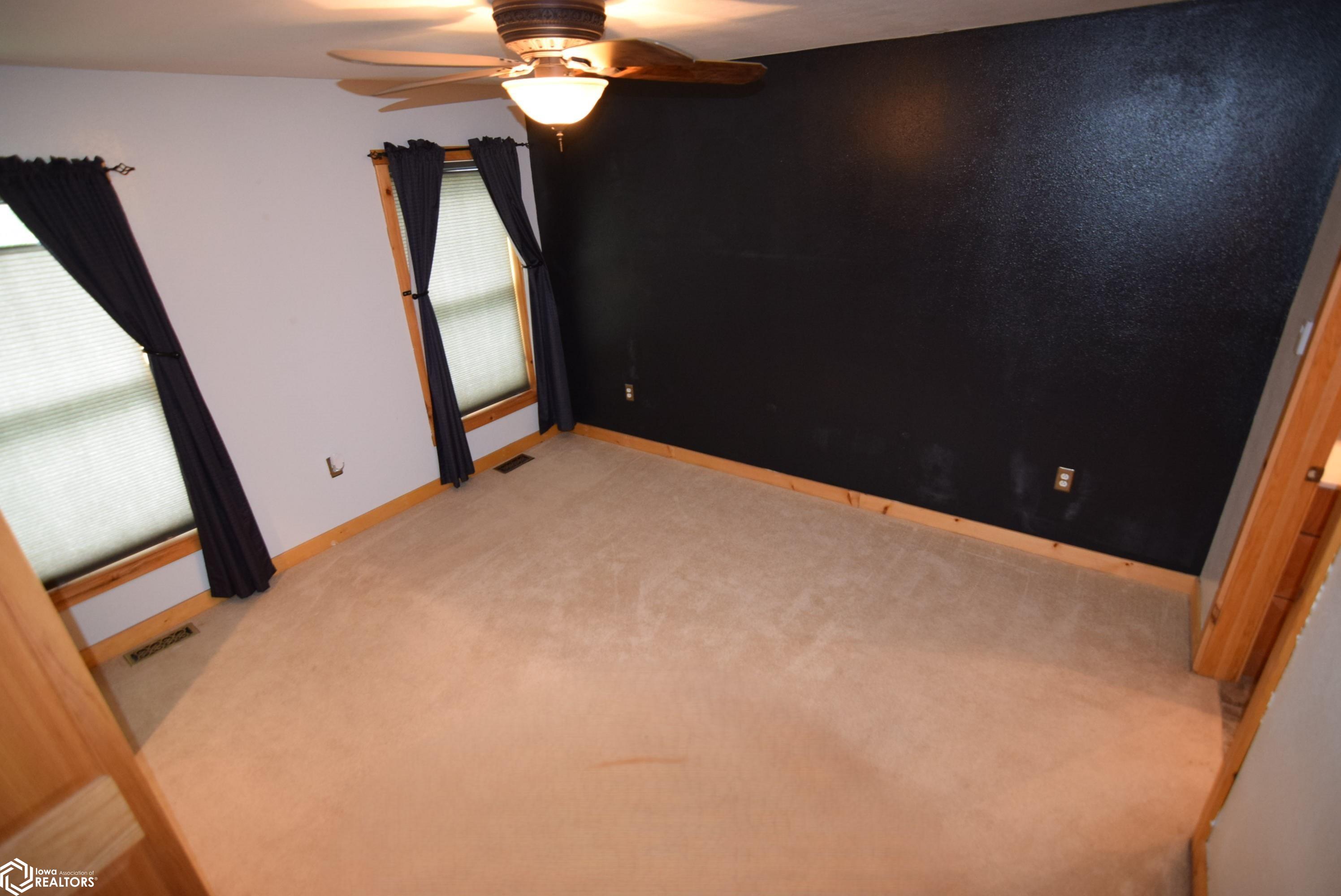 219 8th Avenue, Clarion, Iowa image 15