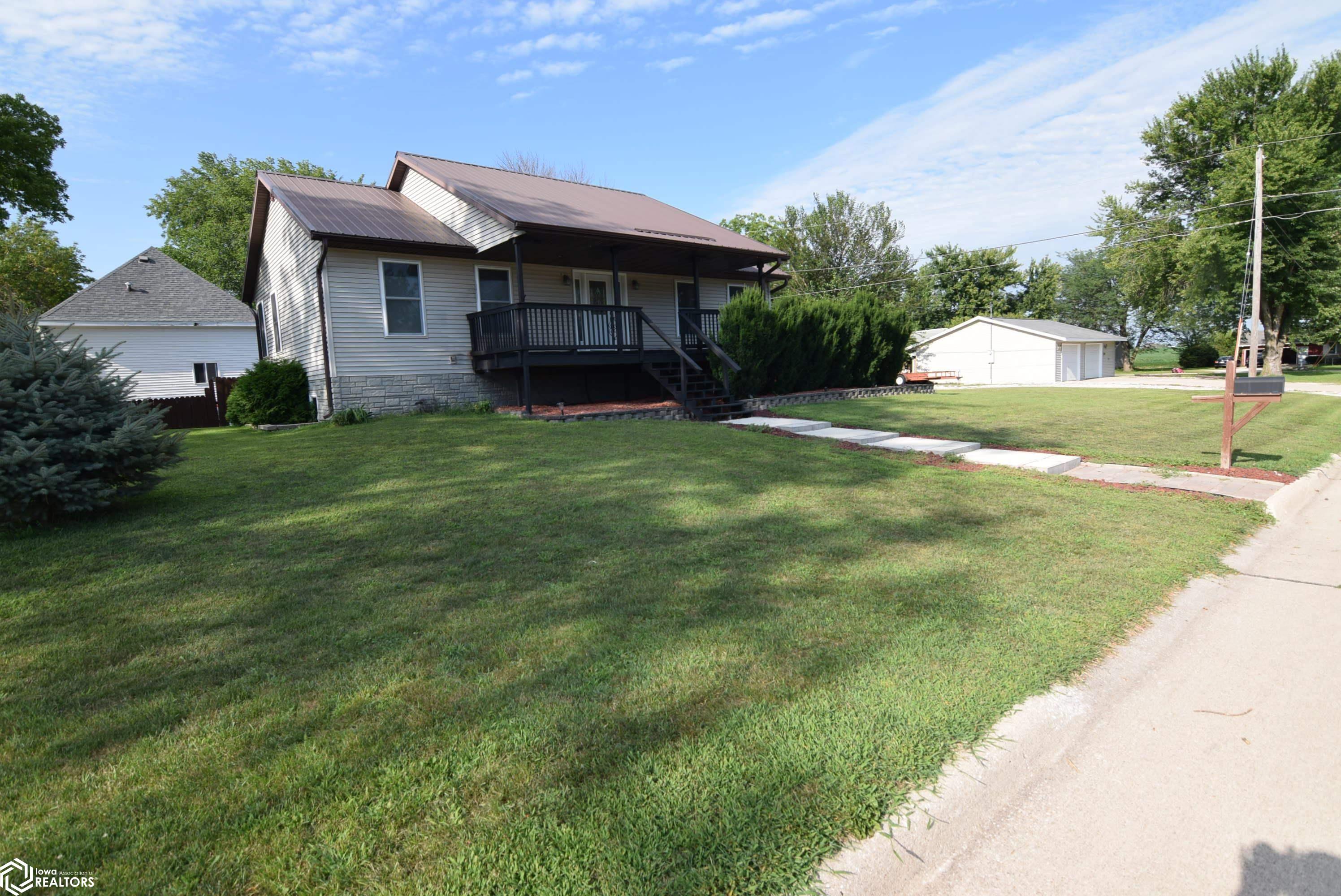 219 8th Avenue, Clarion, Iowa image 3