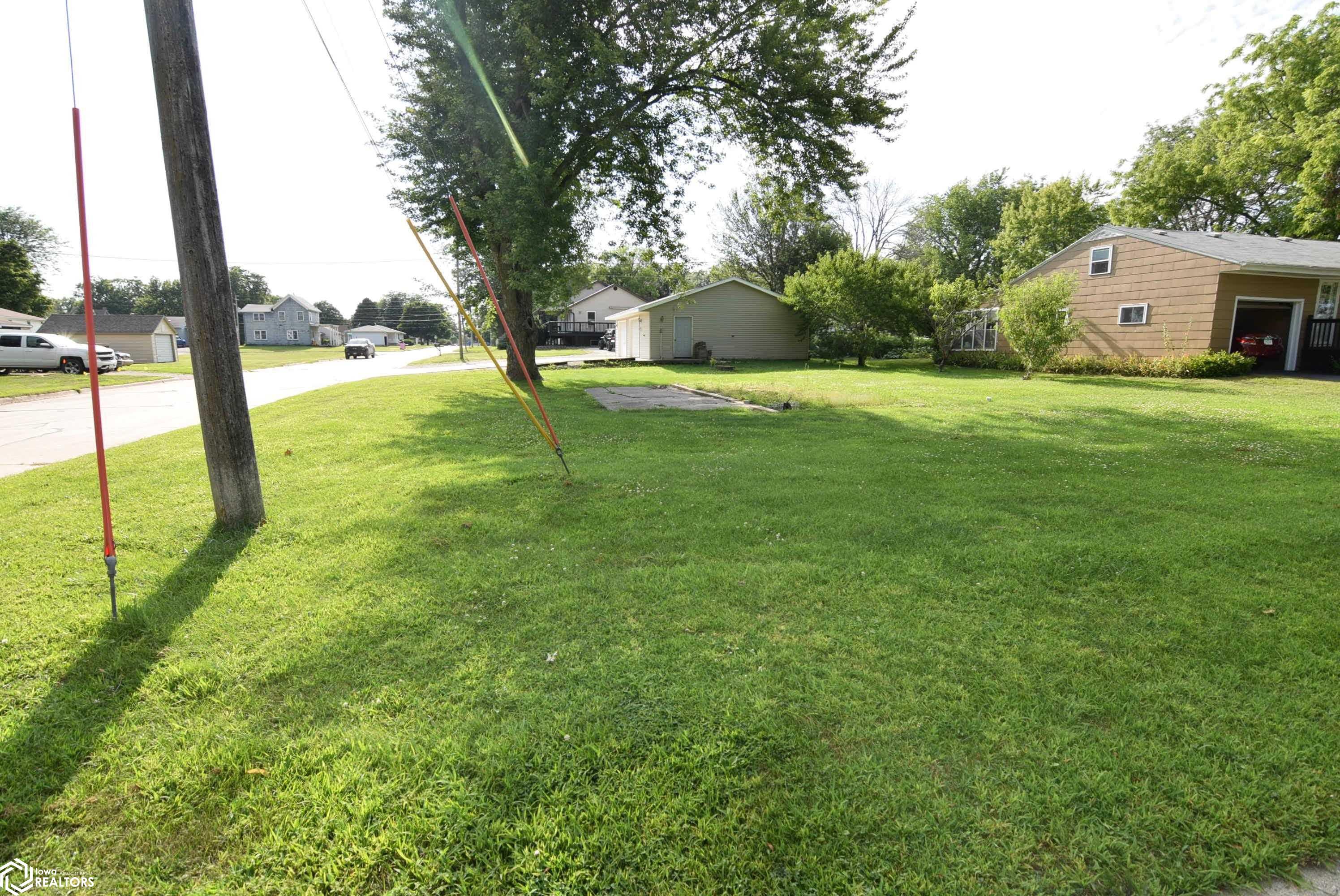 219 8th Avenue, Clarion, Iowa image 6