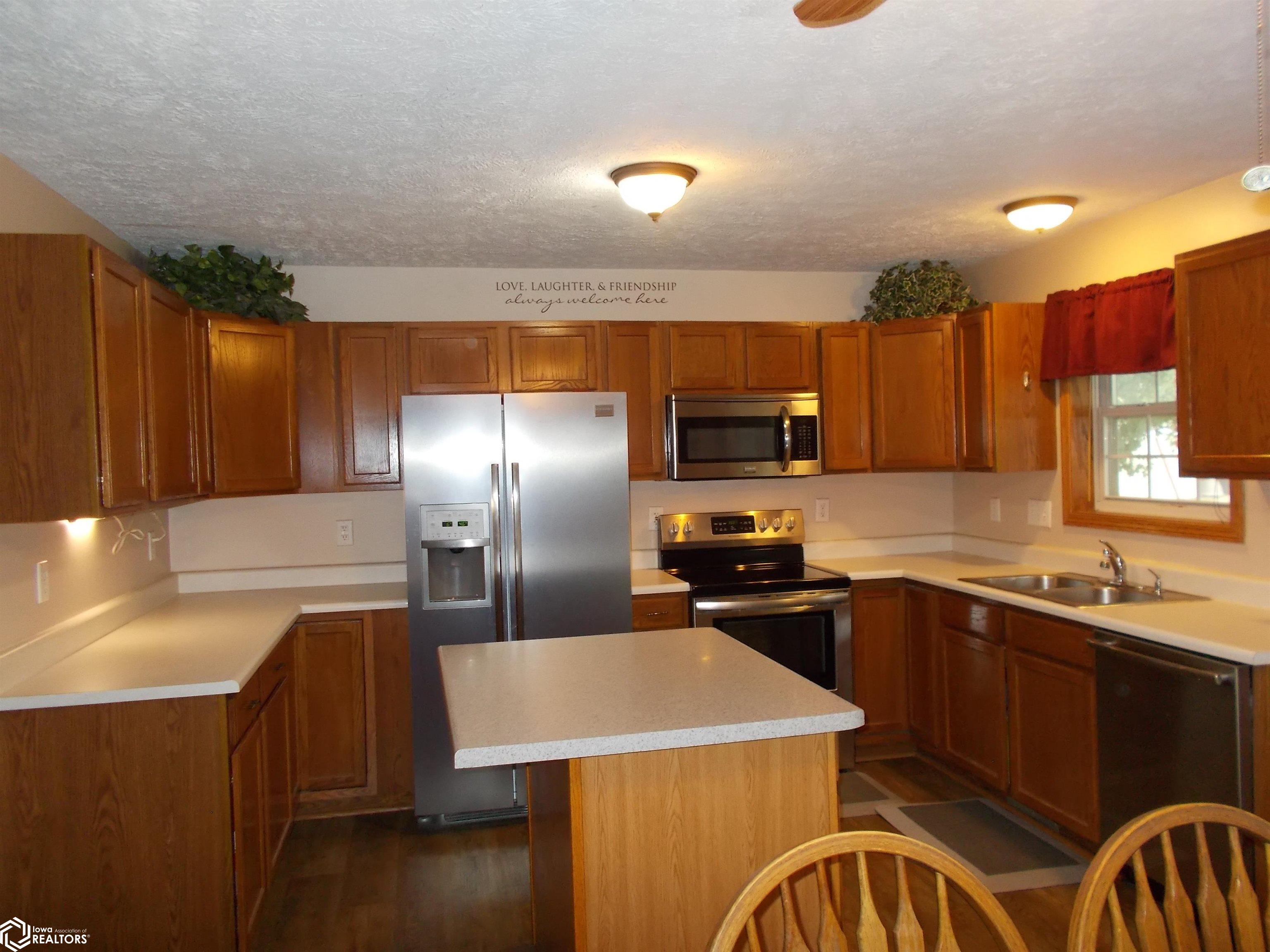 1100 N Pine Street, Creston, Iowa image 11
