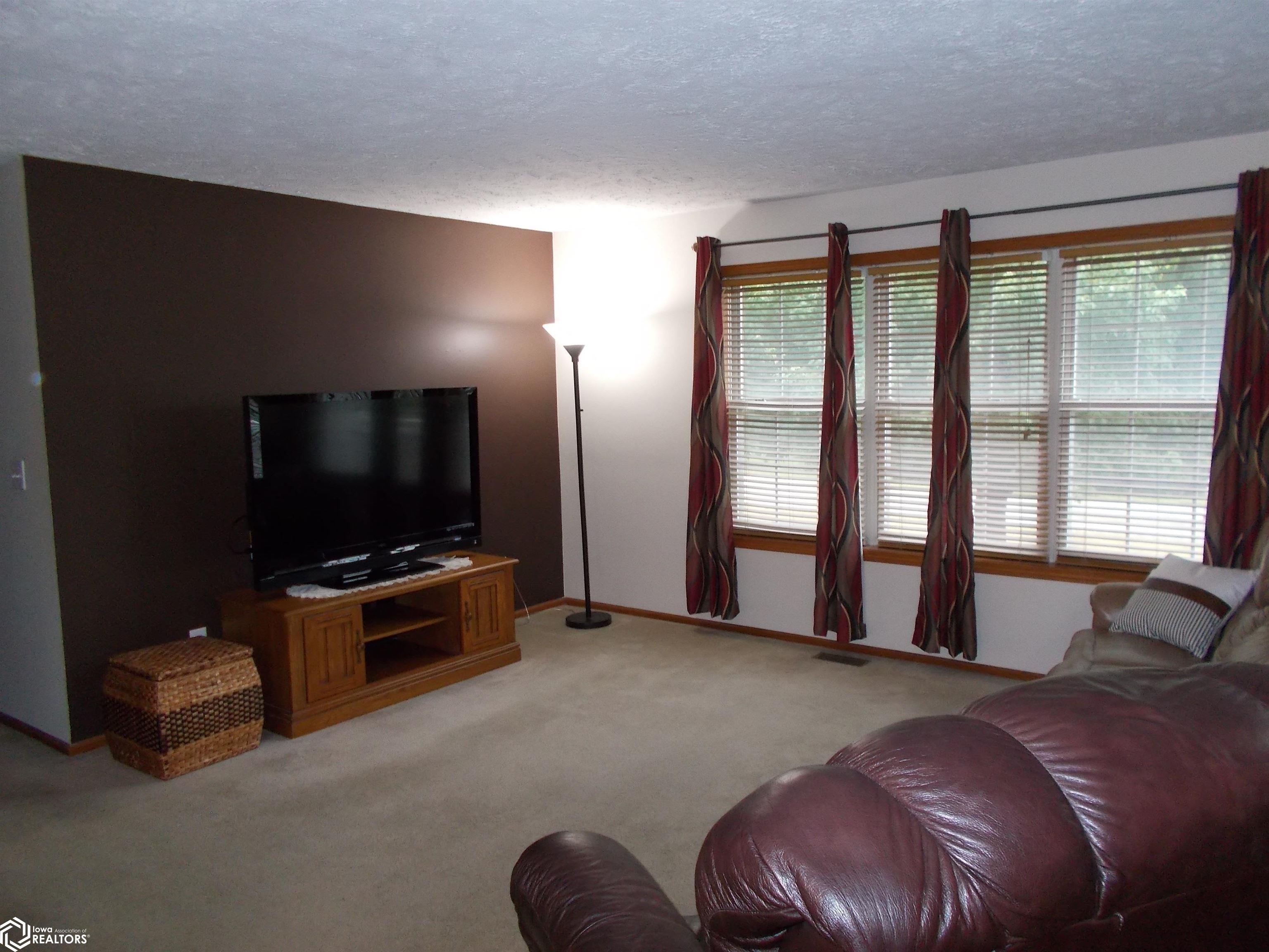 1100 N Pine Street, Creston, Iowa image 17
