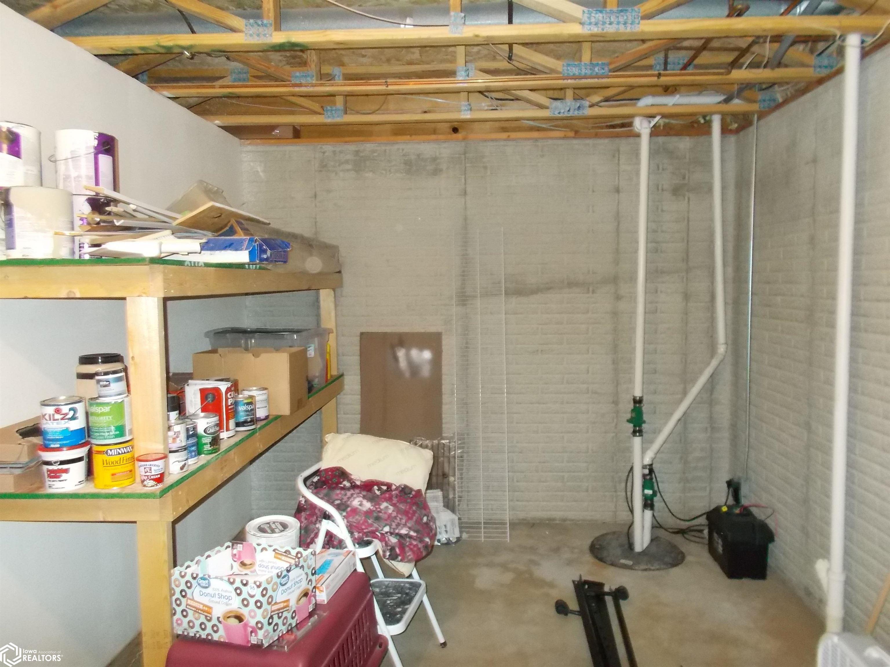 1100 N Pine Street, Creston, Iowa image 35