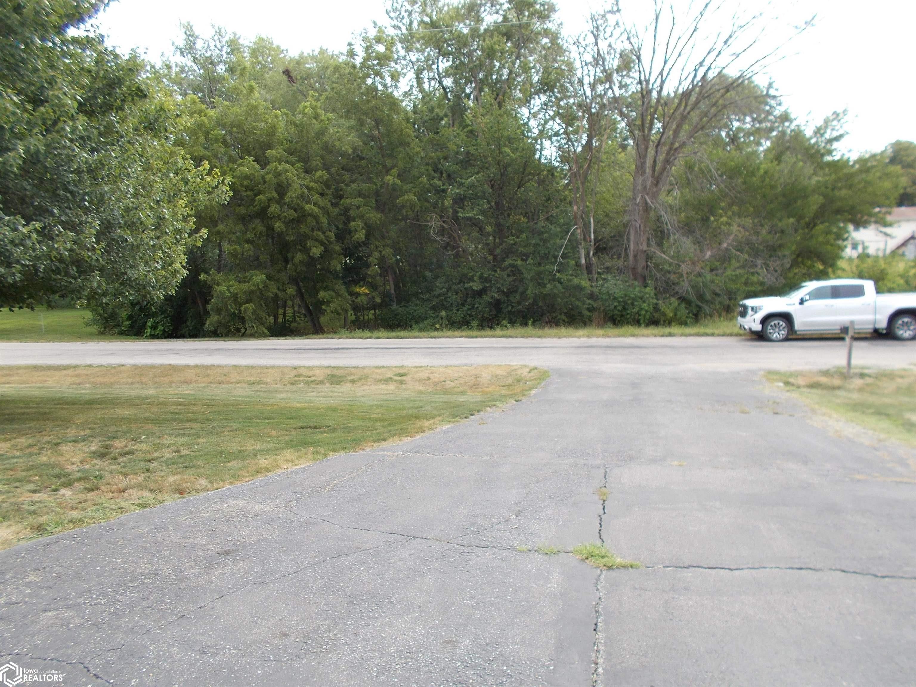 1100 N Pine Street, Creston, Iowa image 7