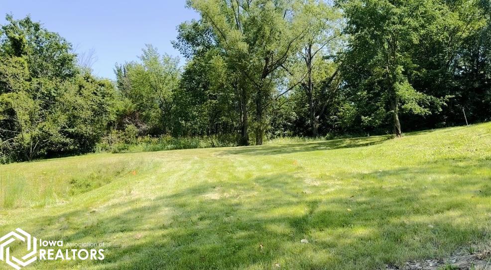 283 Eastside Lane, Montezuma, Iowa image 2