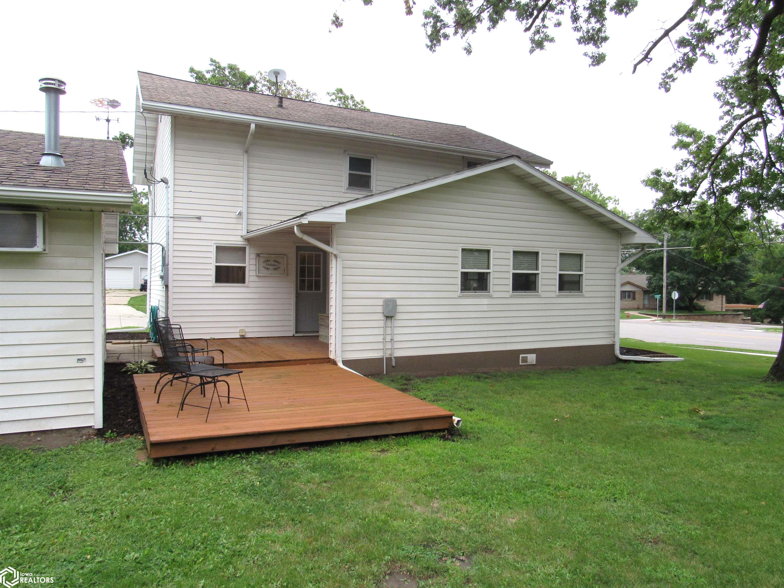 307 N Washington Street, Bloomfield, Iowa image 18