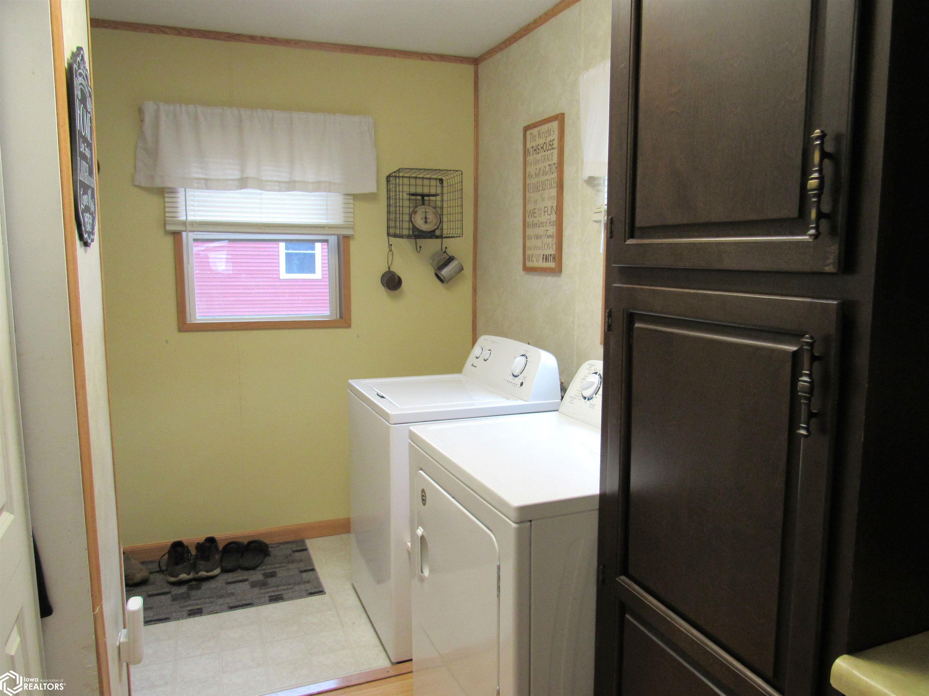307 N Washington Street, Bloomfield, Iowa image 10