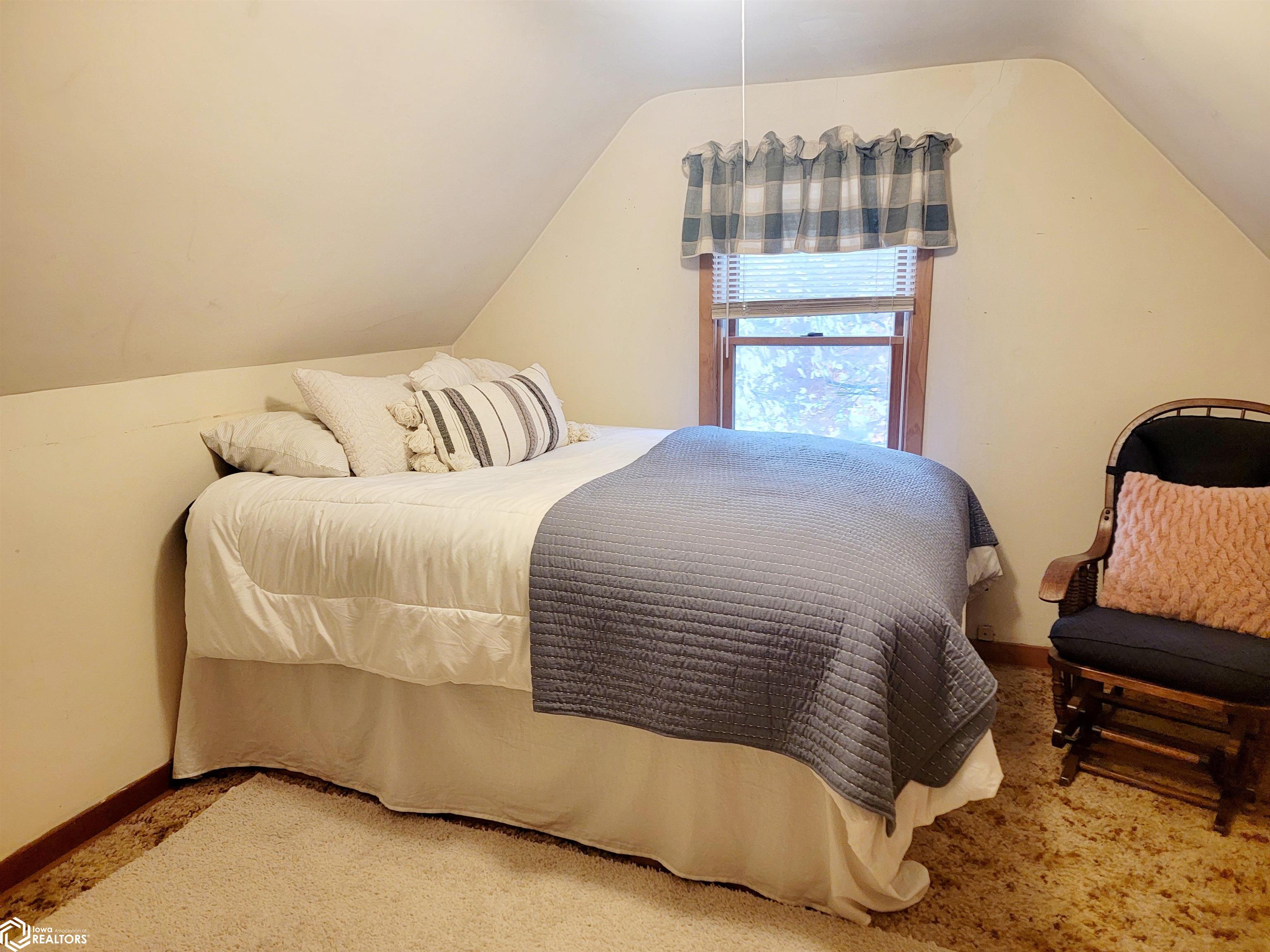255 W 3rd Street, Garner, Iowa image 17