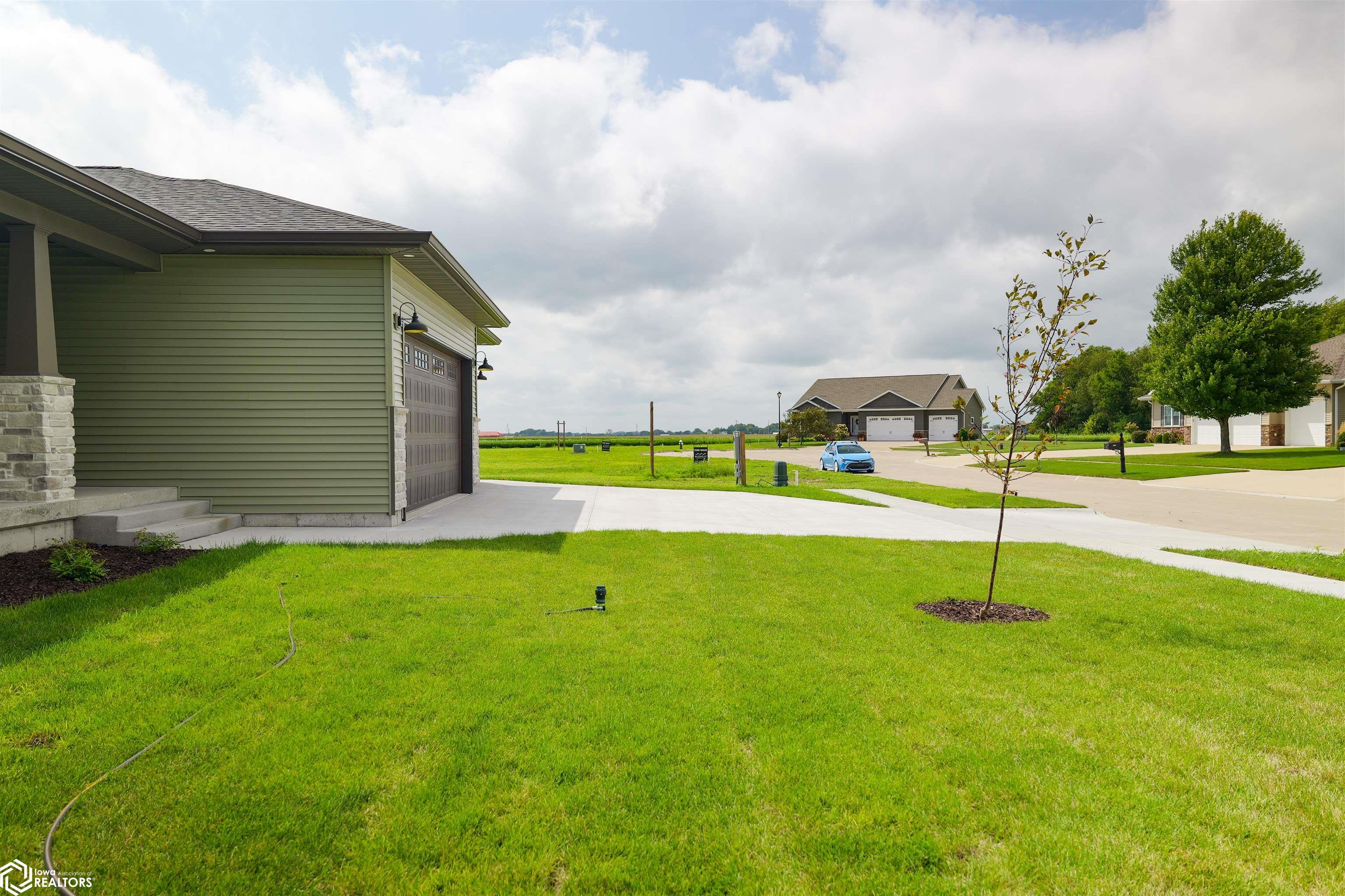 2617 Lavender Lane, Burlington, Iowa image 7