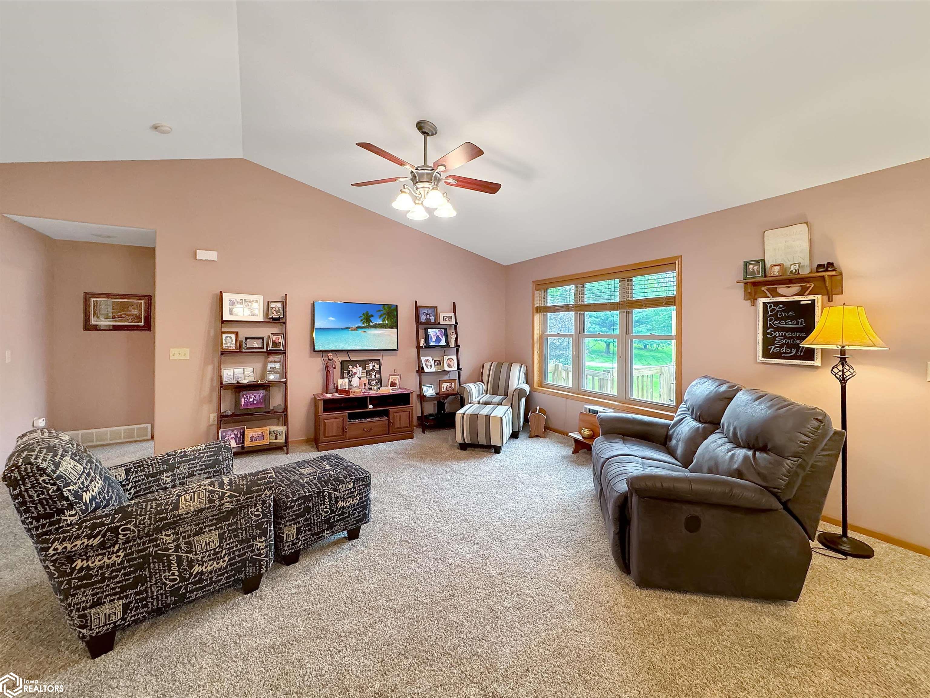 798 B Wilson Street, Traer, Iowa image 6